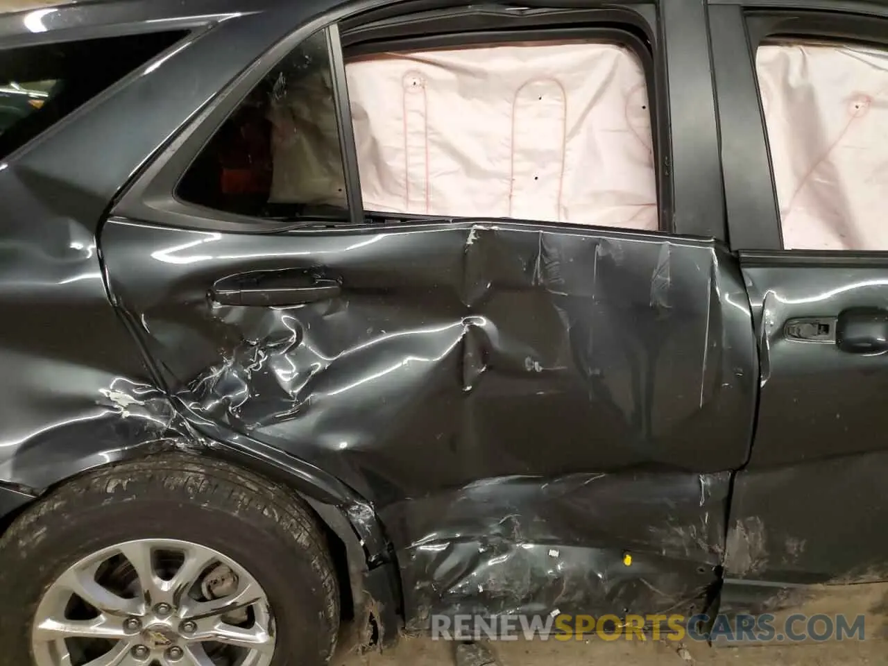 11 Фотография поврежденного автомобиля 2GNAXHEV7M6105772 CHEVROLET EQUINOX 2021