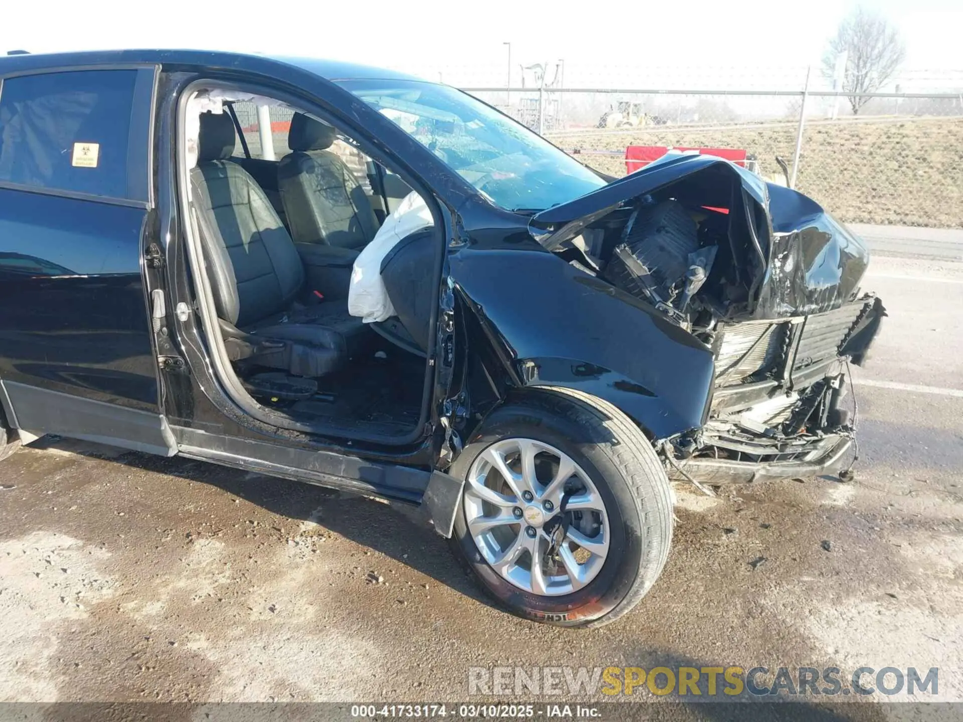 13 Фотография поврежденного автомобиля 2GNAXHEV7M6132924 CHEVROLET EQUINOX 2021