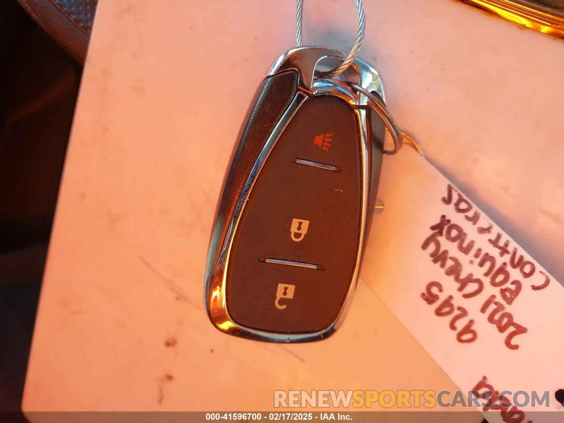 11 Photograph of a damaged car 2GNAXHEVXM6114465 CHEVROLET EQUINOX 2021
