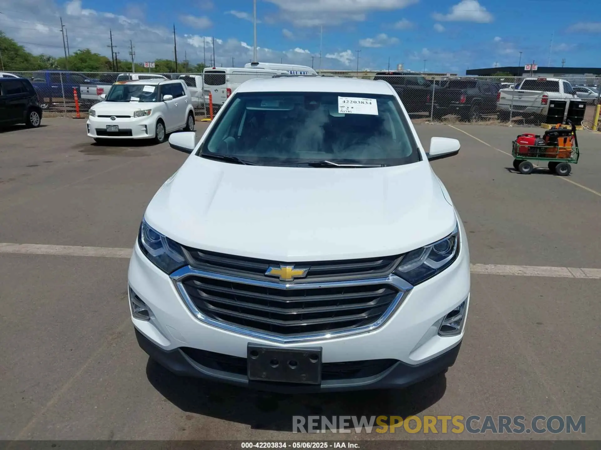 12 Photograph of a damaged car 2GNAXJEV2M6103385 CHEVROLET EQUINOX 2021