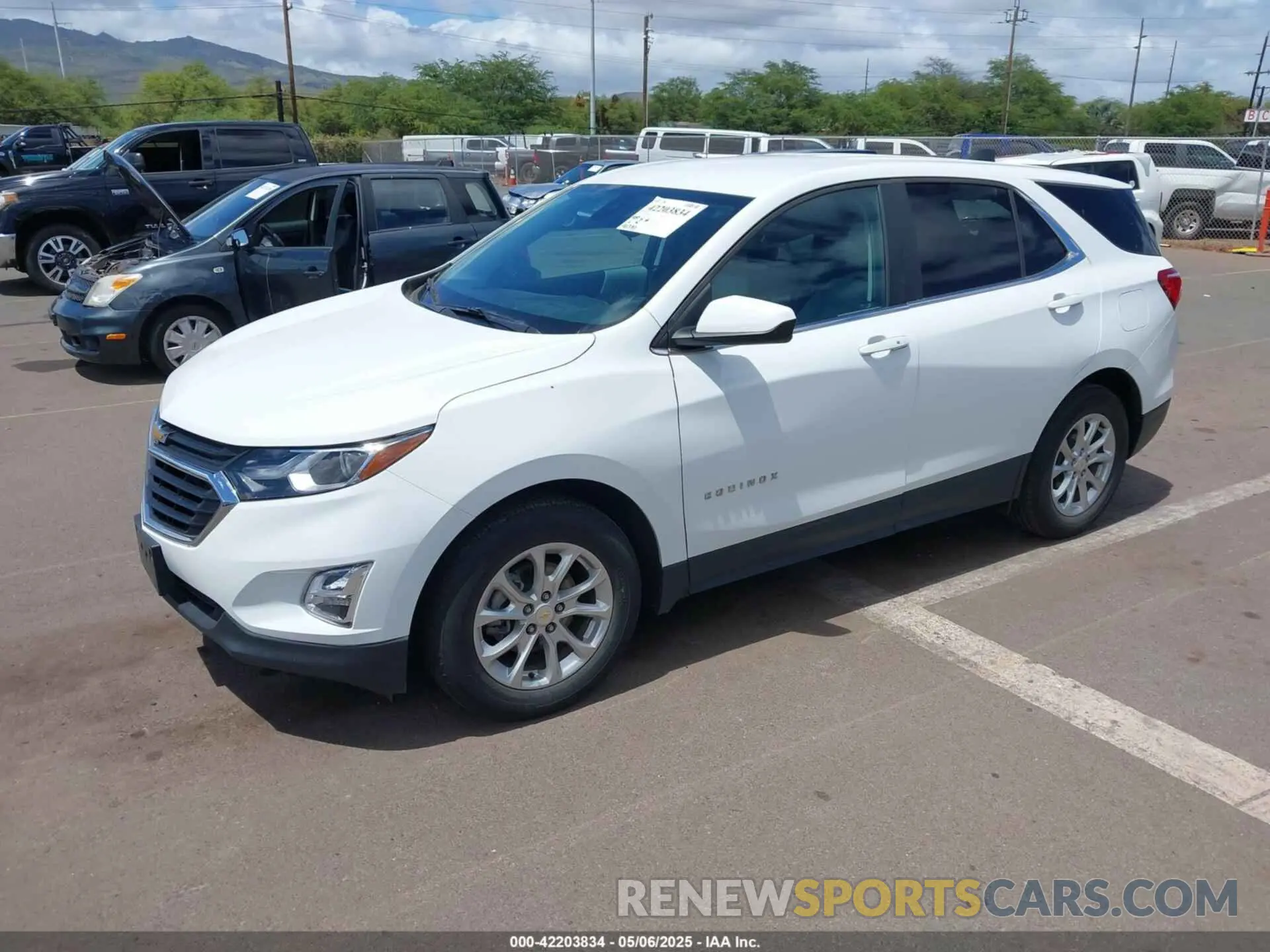 2 Photograph of a damaged car 2GNAXJEV2M6103385 CHEVROLET EQUINOX 2021