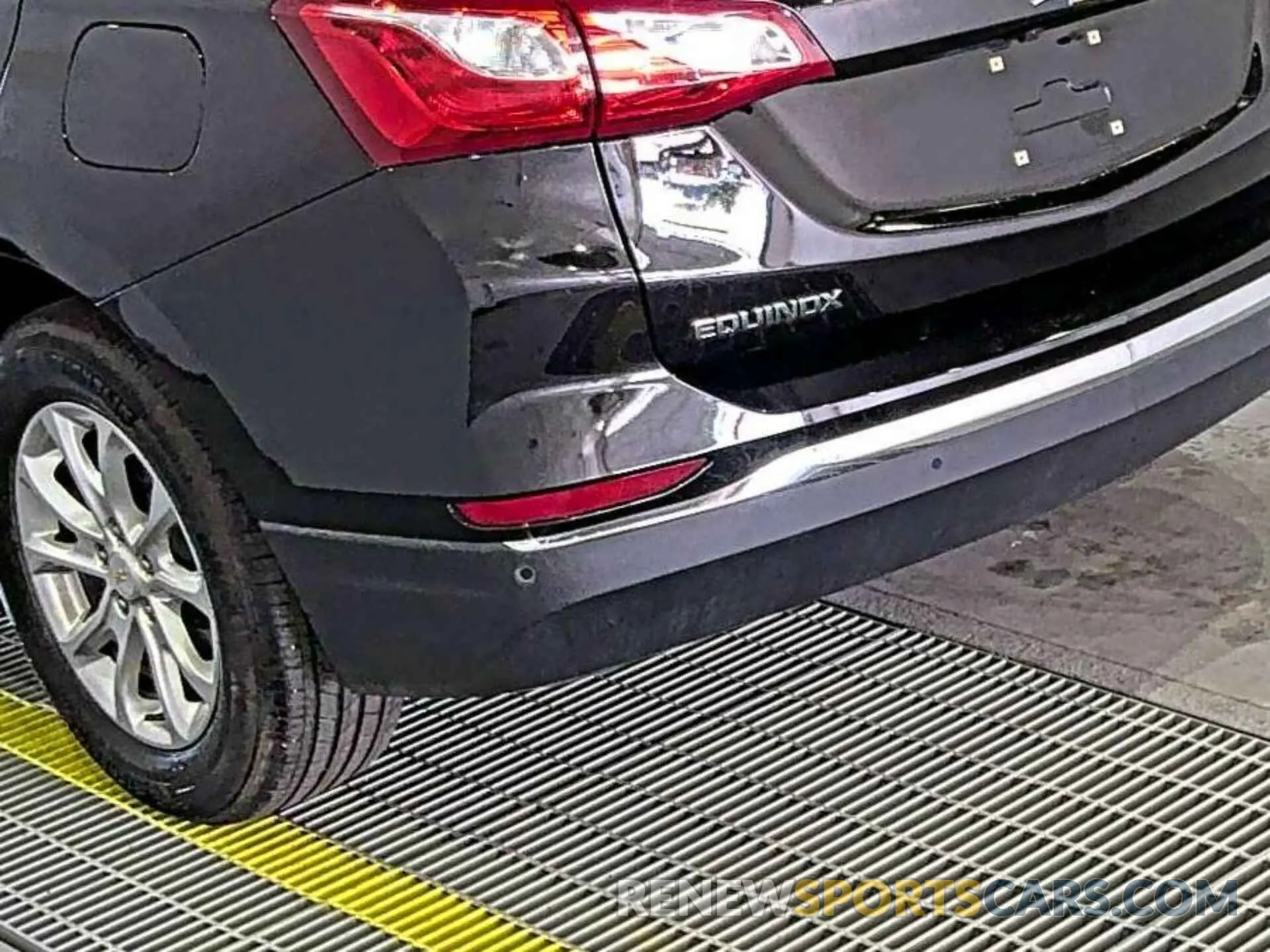 1 Фотография поврежденного автомобиля 2GNAXJEV2M6103399 CHEVROLET EQUINOX 2021