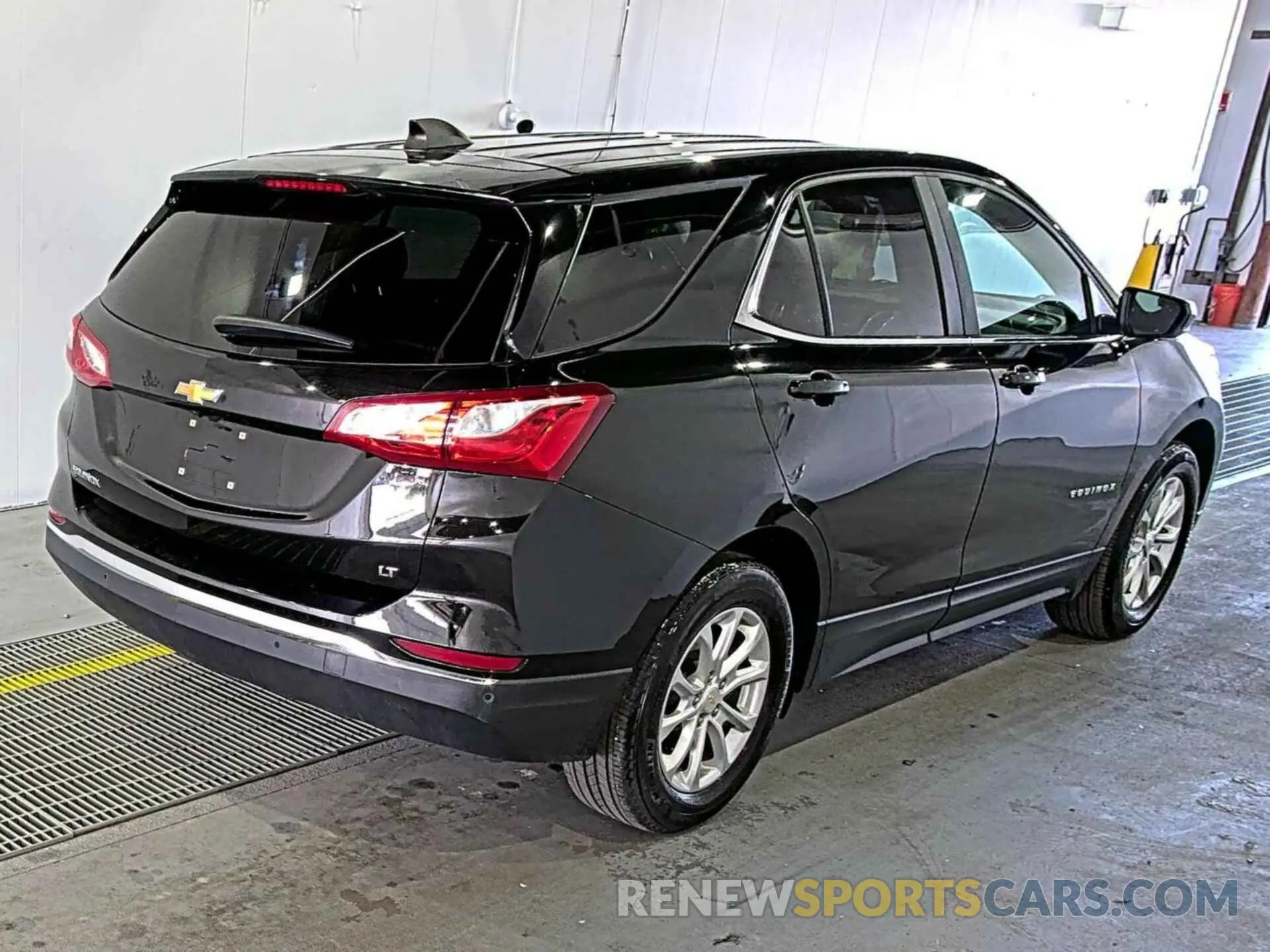 11 Фотография поврежденного автомобиля 2GNAXJEV2M6103399 CHEVROLET EQUINOX 2021