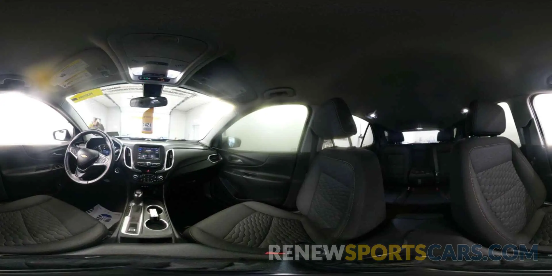 4 Фотография поврежденного автомобиля 2GNAXJEV6M6103809 CHEVROLET EQUINOX 2021