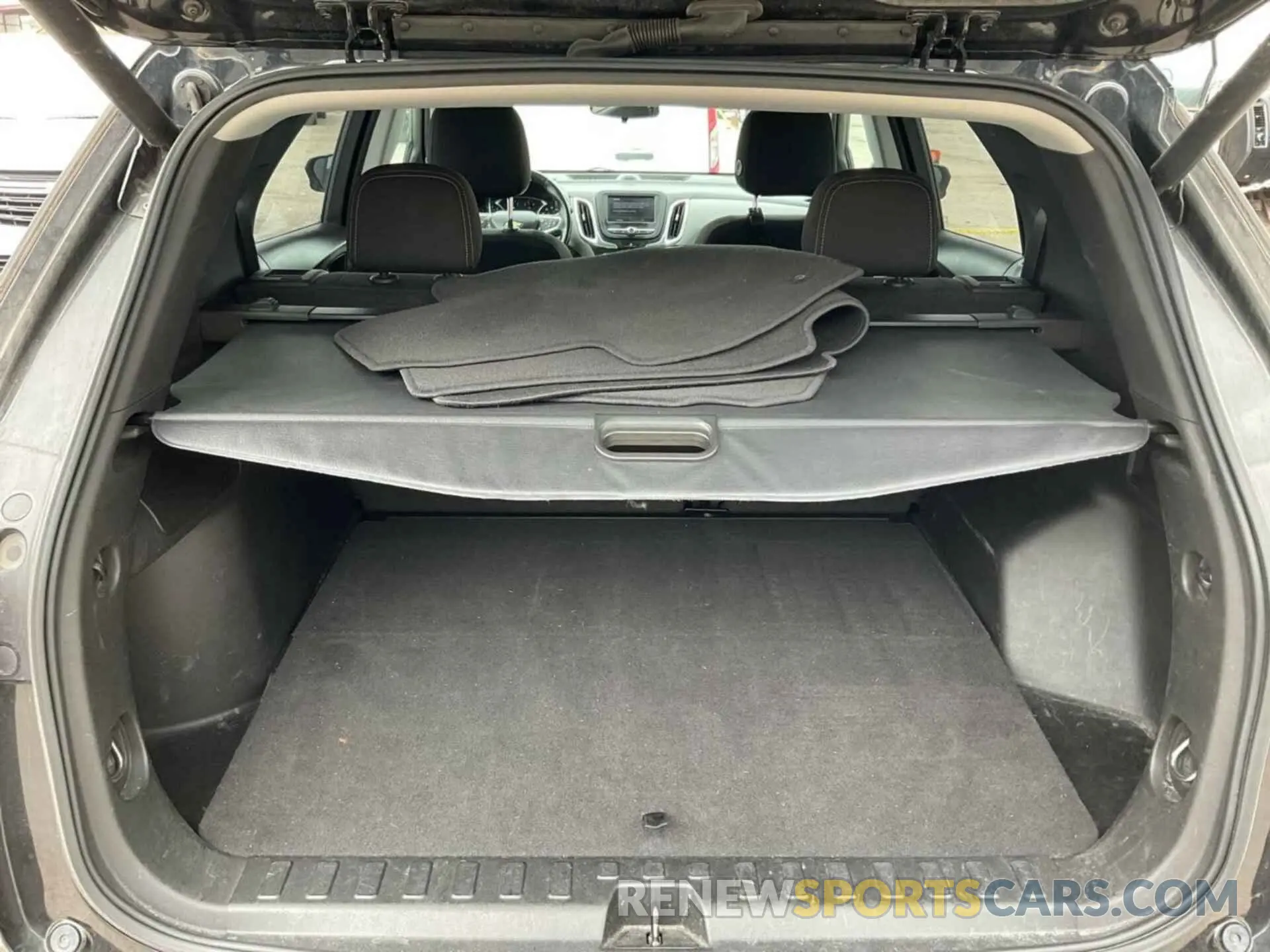 2 Фотография поврежденного автомобиля 2GNAXJEVXM6106194 CHEVROLET EQUINOX 2021