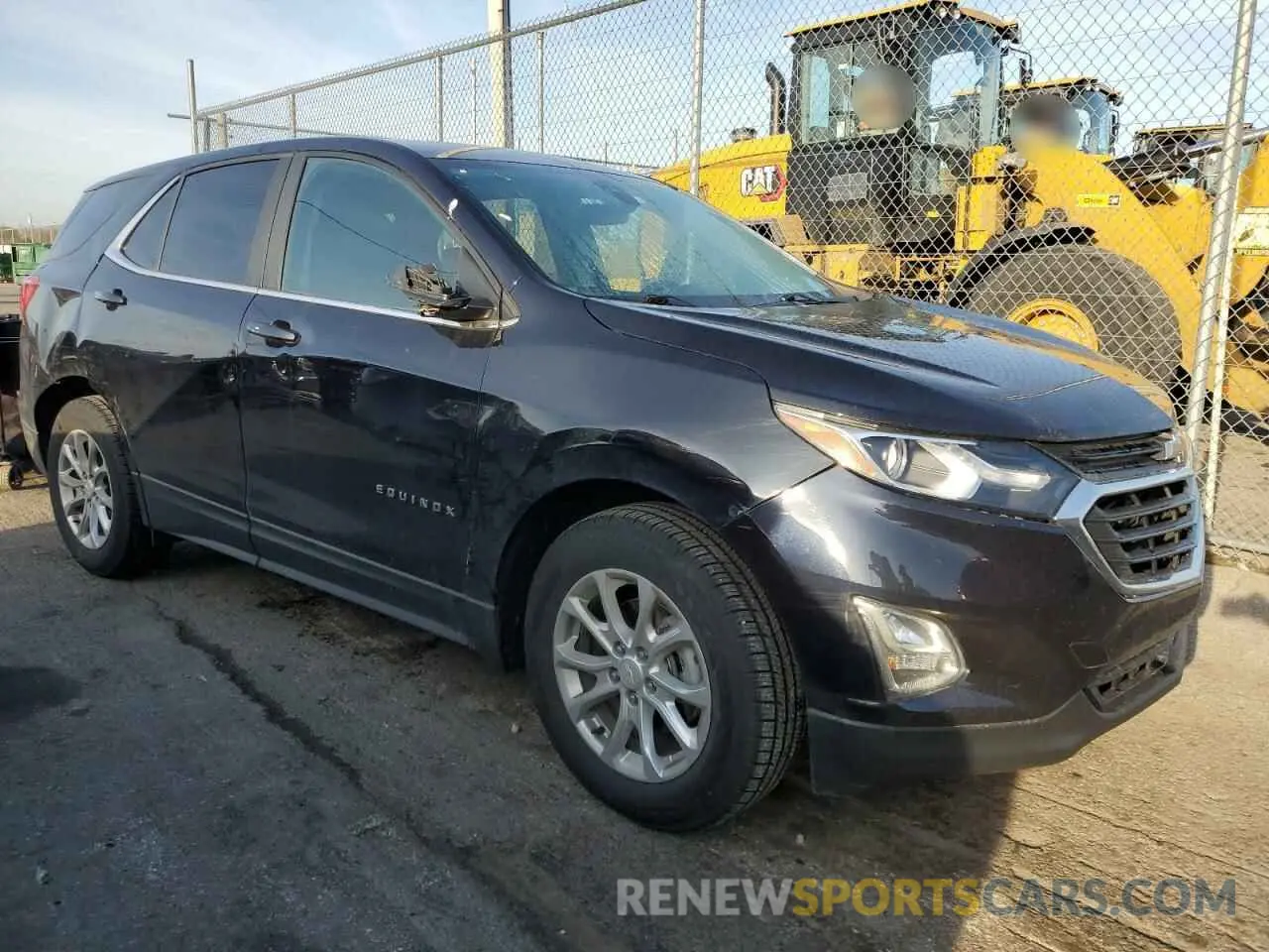 4 Photograph of a damaged car 2GNAXKEV0M6142157 CHEVROLET EQUINOX 2021