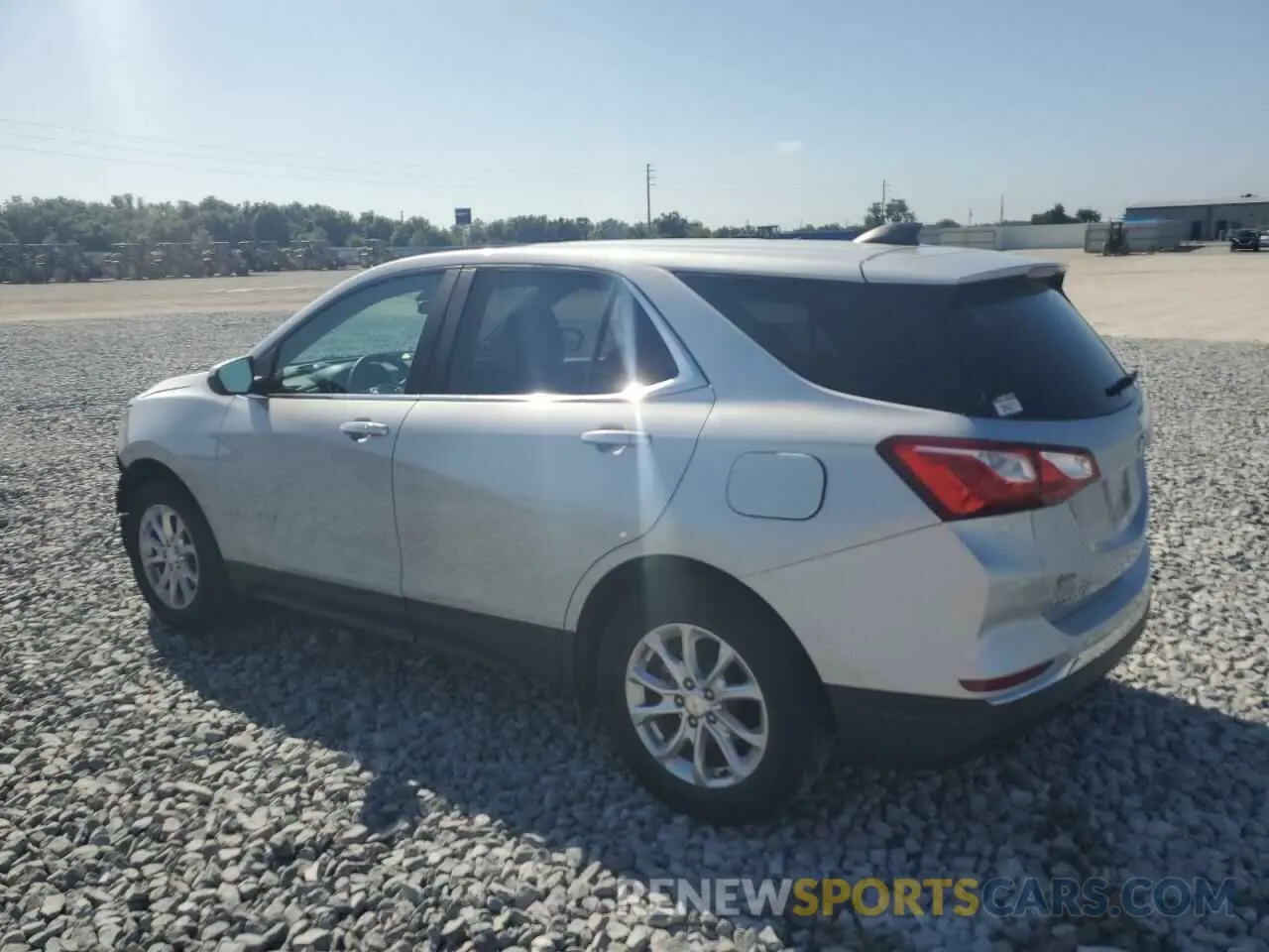 2 Фотография поврежденного автомобиля 2GNAXKEV1M6101312 CHEVROLET EQUINOX 2021