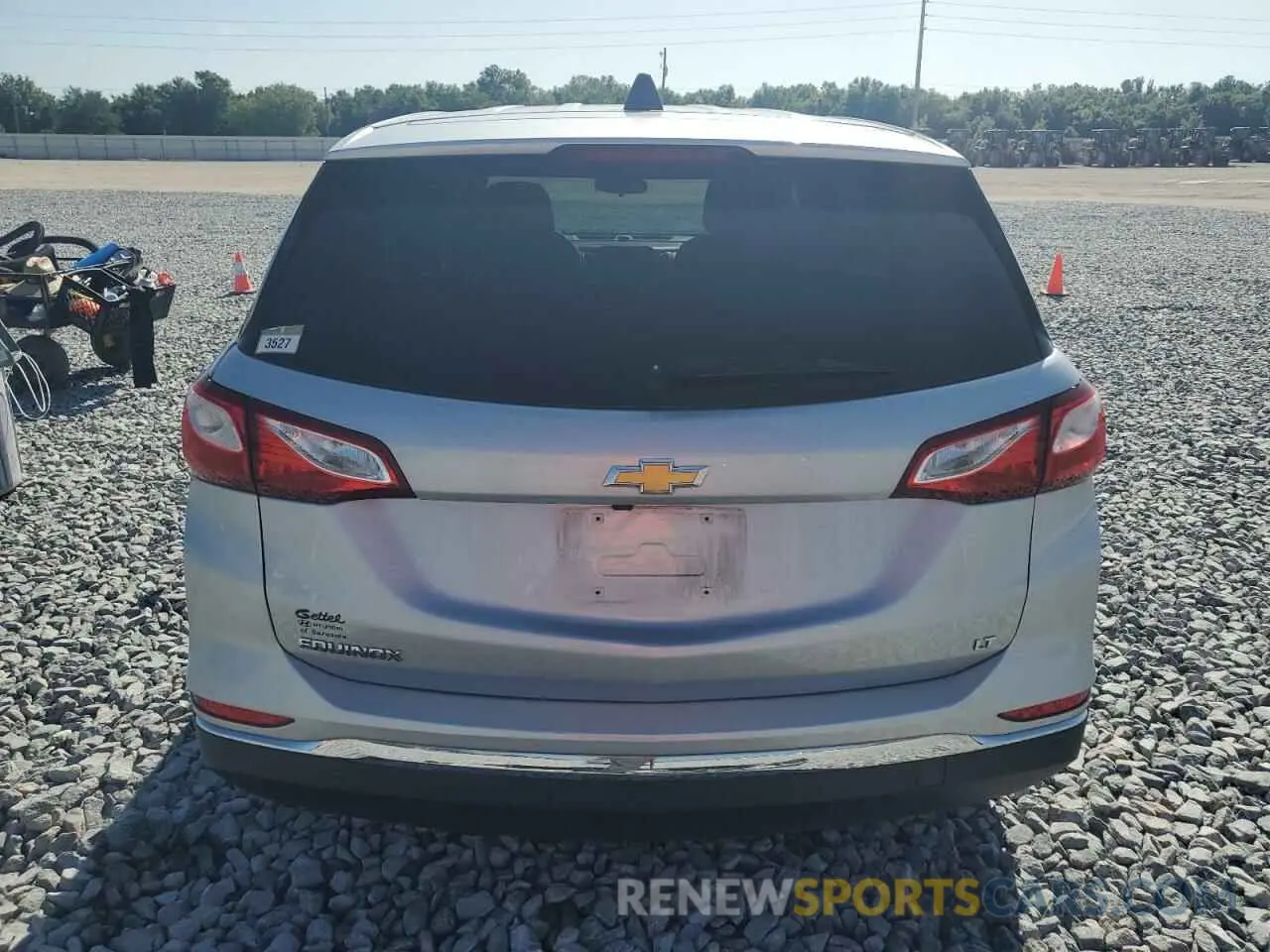 6 Фотография поврежденного автомобиля 2GNAXKEV1M6101312 CHEVROLET EQUINOX 2021