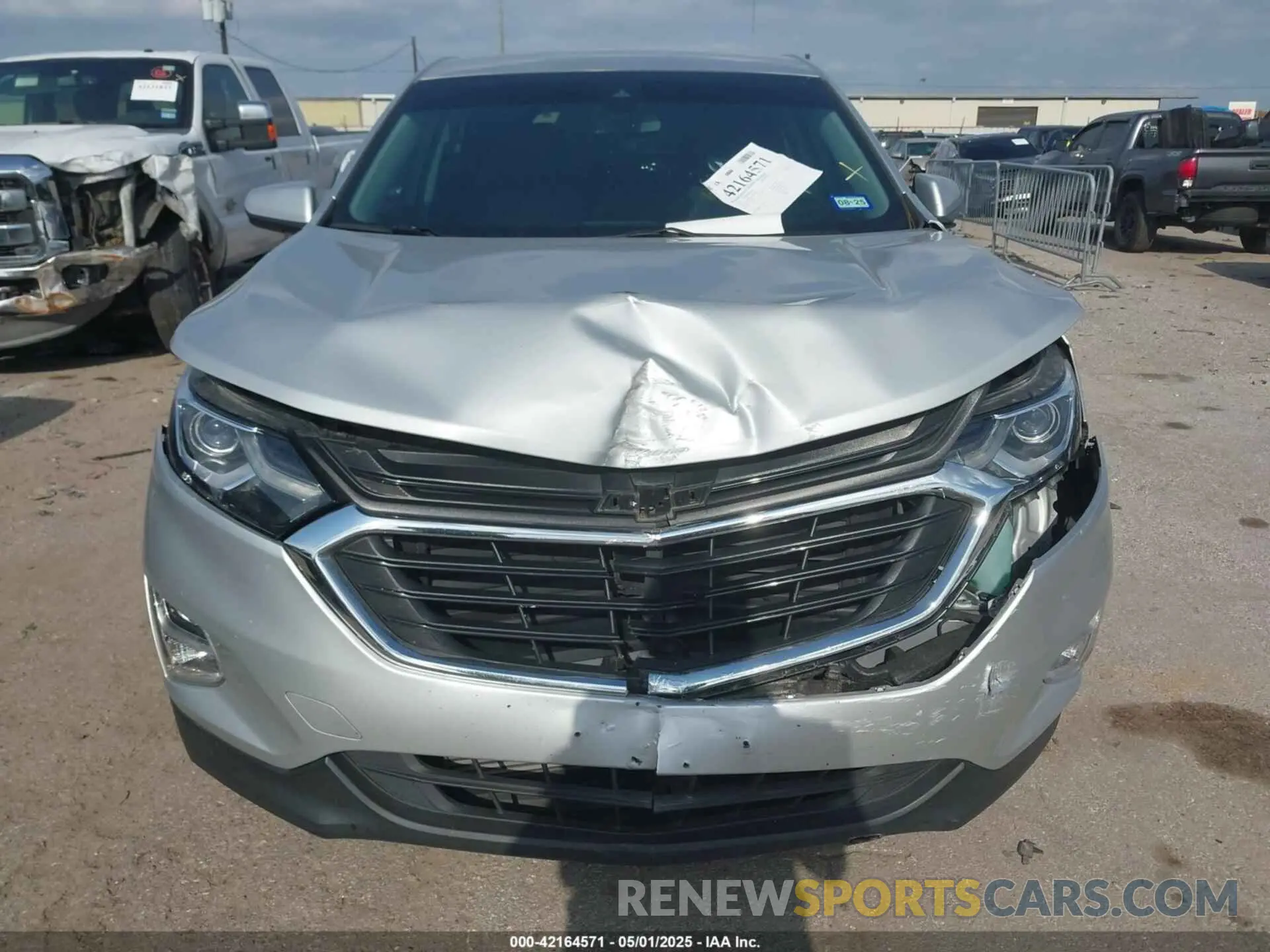 12 Фотография поврежденного автомобиля 2GNAXKEV1M6105926 CHEVROLET EQUINOX 2021
