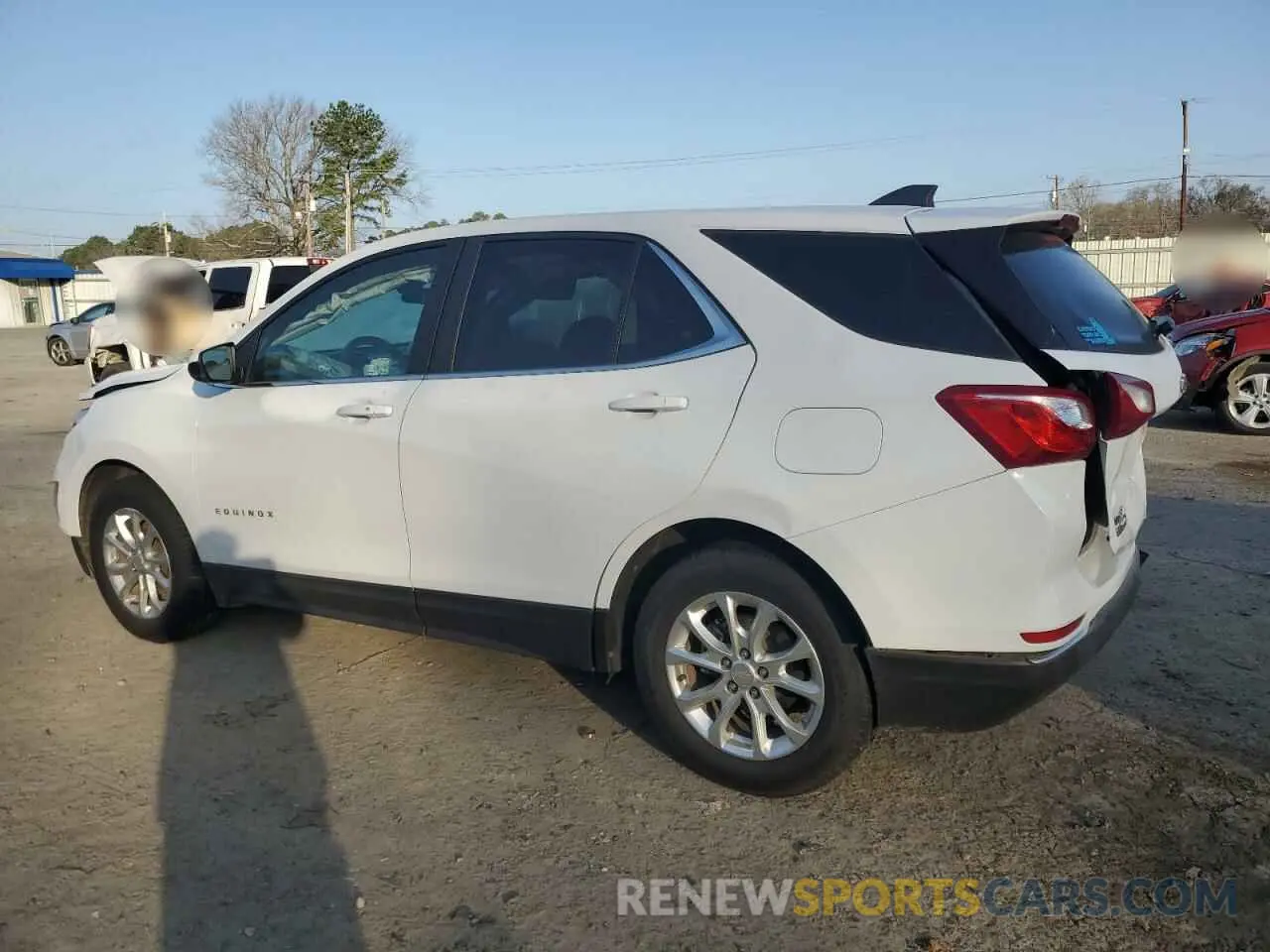 2 Photograph of a damaged car 2GNAXKEV1M6119339 CHEVROLET EQUINOX 2021