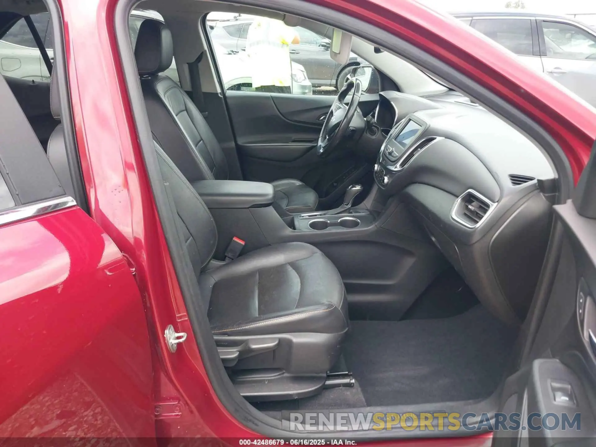 5 Фотография поврежденного автомобиля 2GNAXKEV1M6140305 CHEVROLET EQUINOX 2021