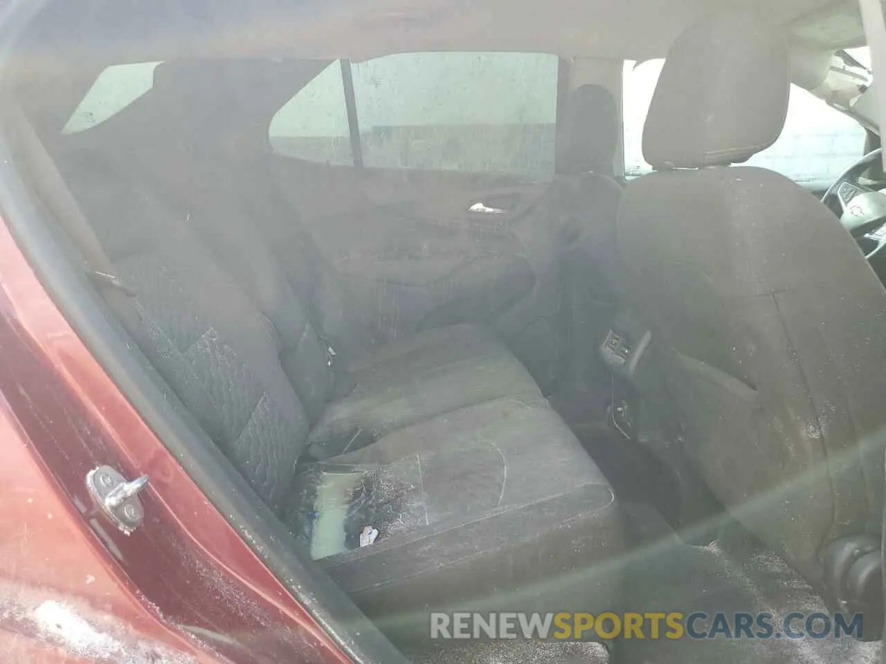 10 Photograph of a damaged car 2GNAXKEV2M6147151 CHEVROLET EQUINOX 2021