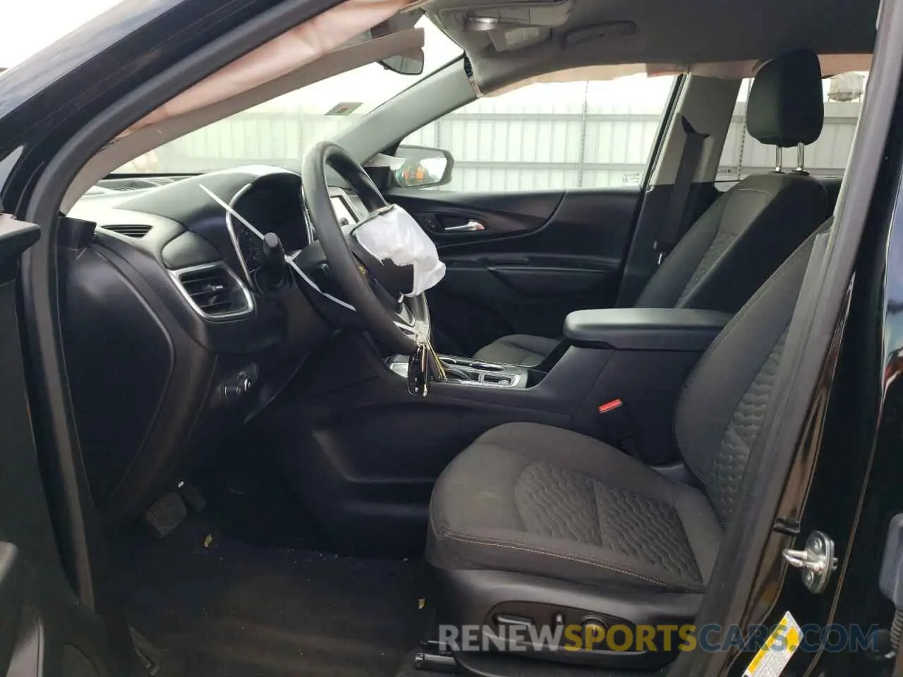 7 Фотография поврежденного автомобиля 2GNAXKEV3M6134697 CHEVROLET EQUINOX 2021