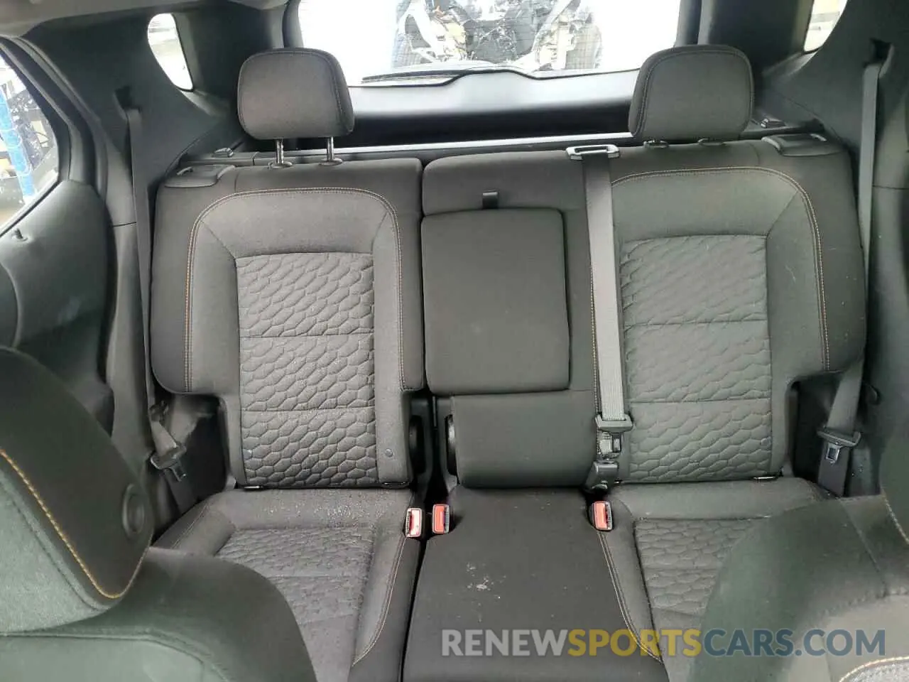 10 Photograph of a damaged car 2GNAXKEV5M6130229 CHEVROLET EQUINOX 2021