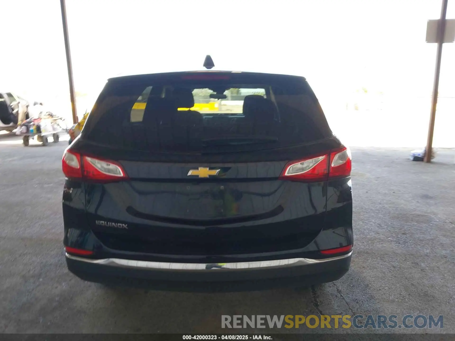 16 Photograph of a damaged car 2GNAXKEV7M6107597 CHEVROLET EQUINOX 2021