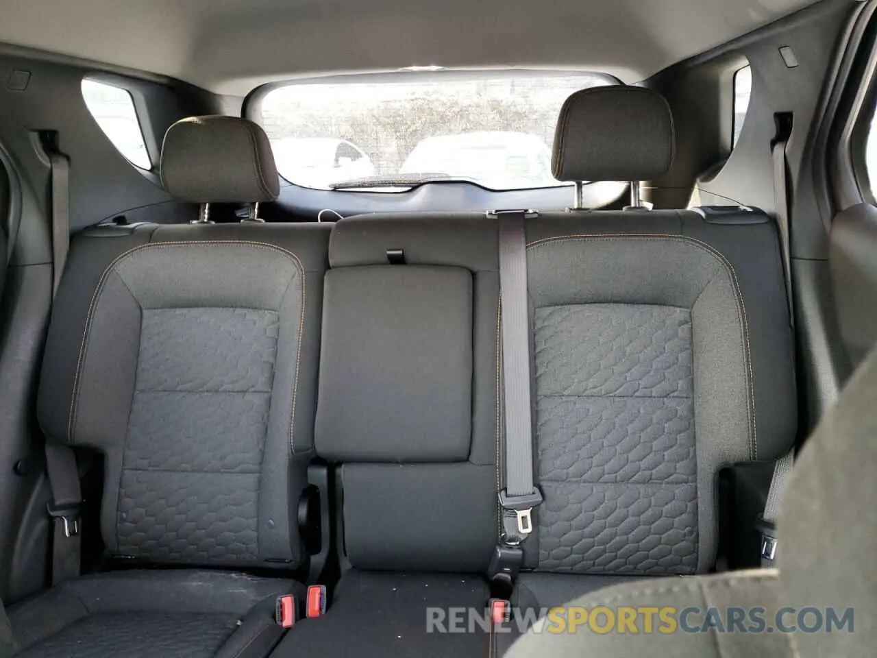 10 Photograph of a damaged car 2GNAXKEV7M6127901 CHEVROLET EQUINOX 2021