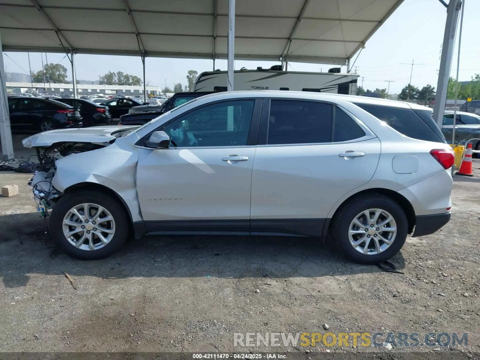 15 Photograph of a damaged car 2GNAXKEV8M6103073 CHEVROLET EQUINOX 2021