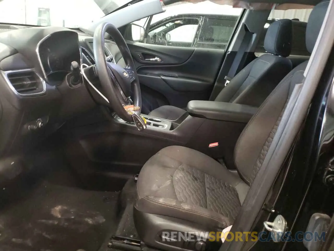 7 Photograph of a damaged car 2GNAXKEV8M6119029 CHEVROLET EQUINOX 2021