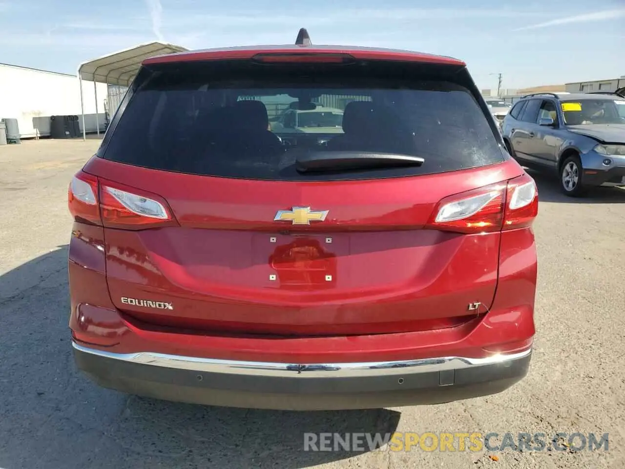 6 Фотография поврежденного автомобиля 2GNAXKEV8M6158641 CHEVROLET EQUINOX 2021