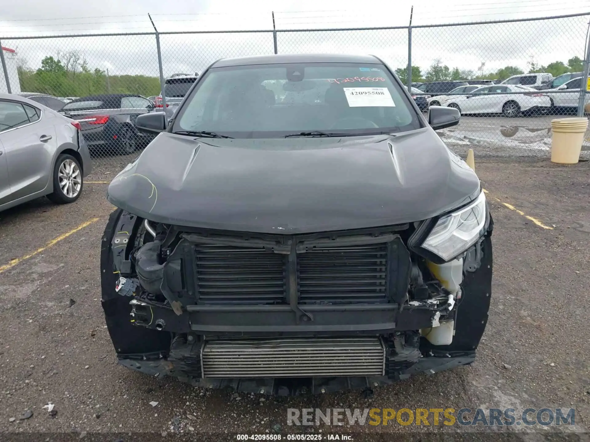 13 Photograph of a damaged car 2GNAXKEV9M6103650 CHEVROLET EQUINOX 2021