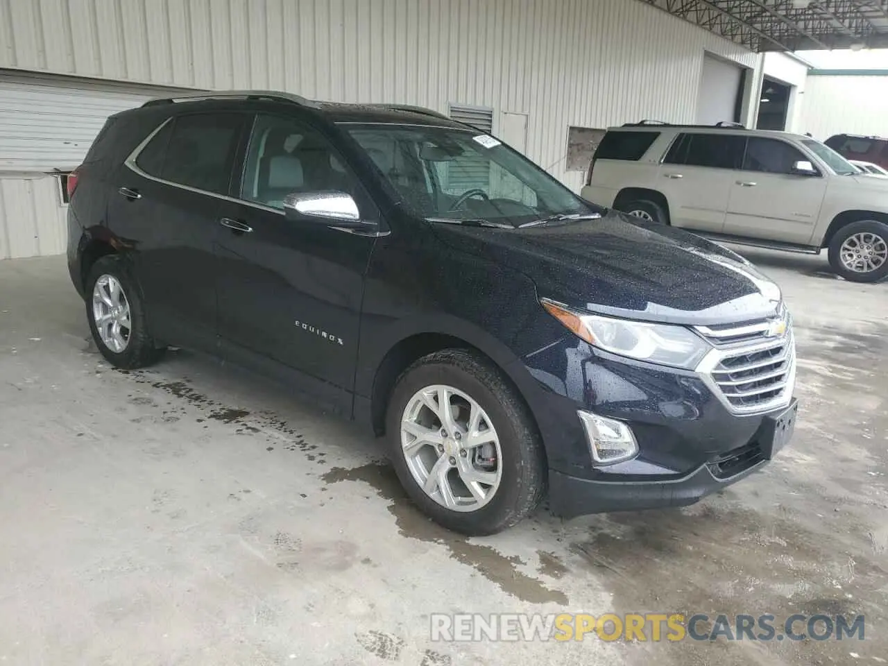 4 Photograph of a damaged car 2GNAXNEV5M6141202 CHEVROLET EQUINOX 2021