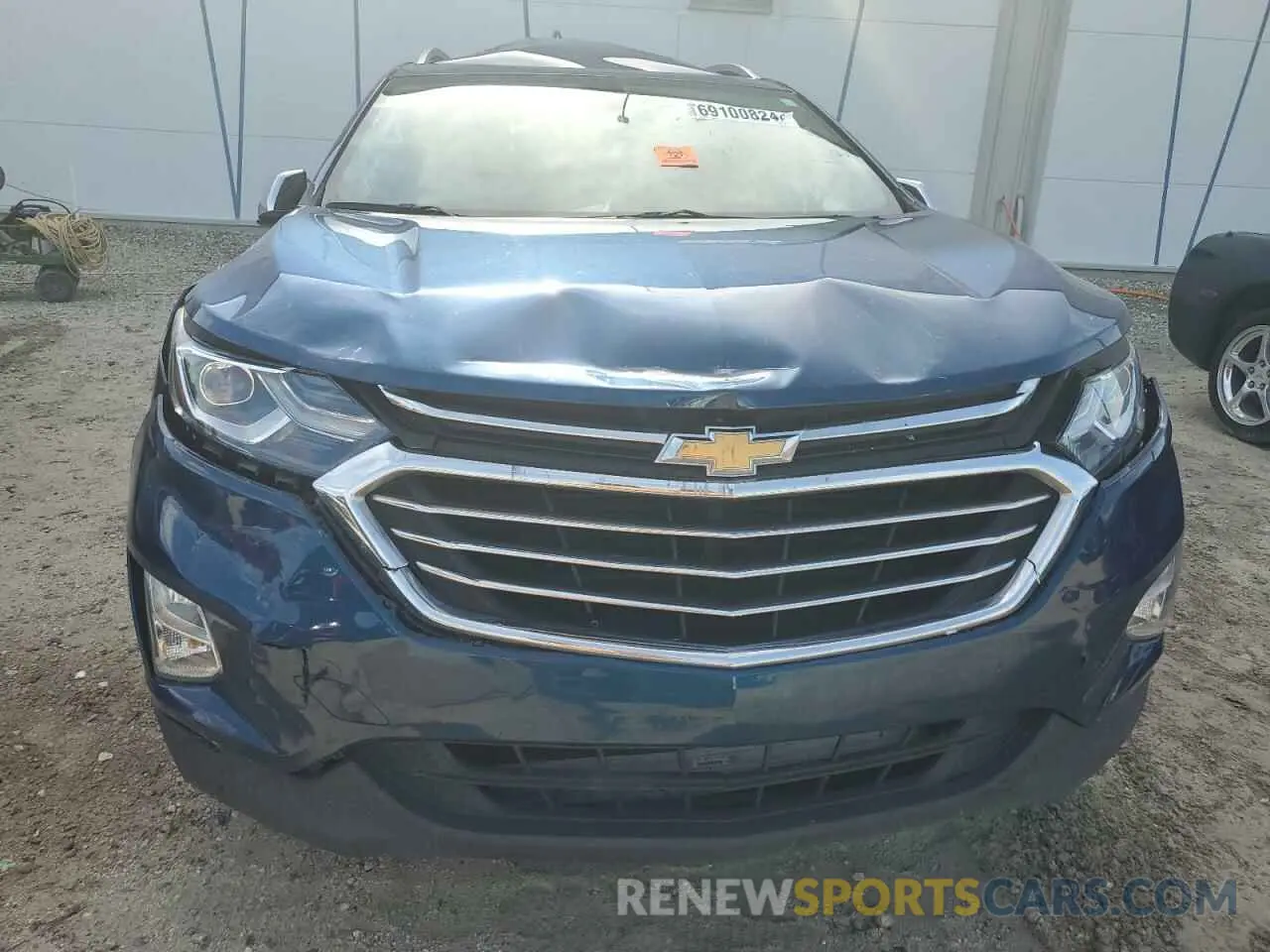 5 Photograph of a damaged car 2GNAXNEV9M6157869 CHEVROLET EQUINOX 2021