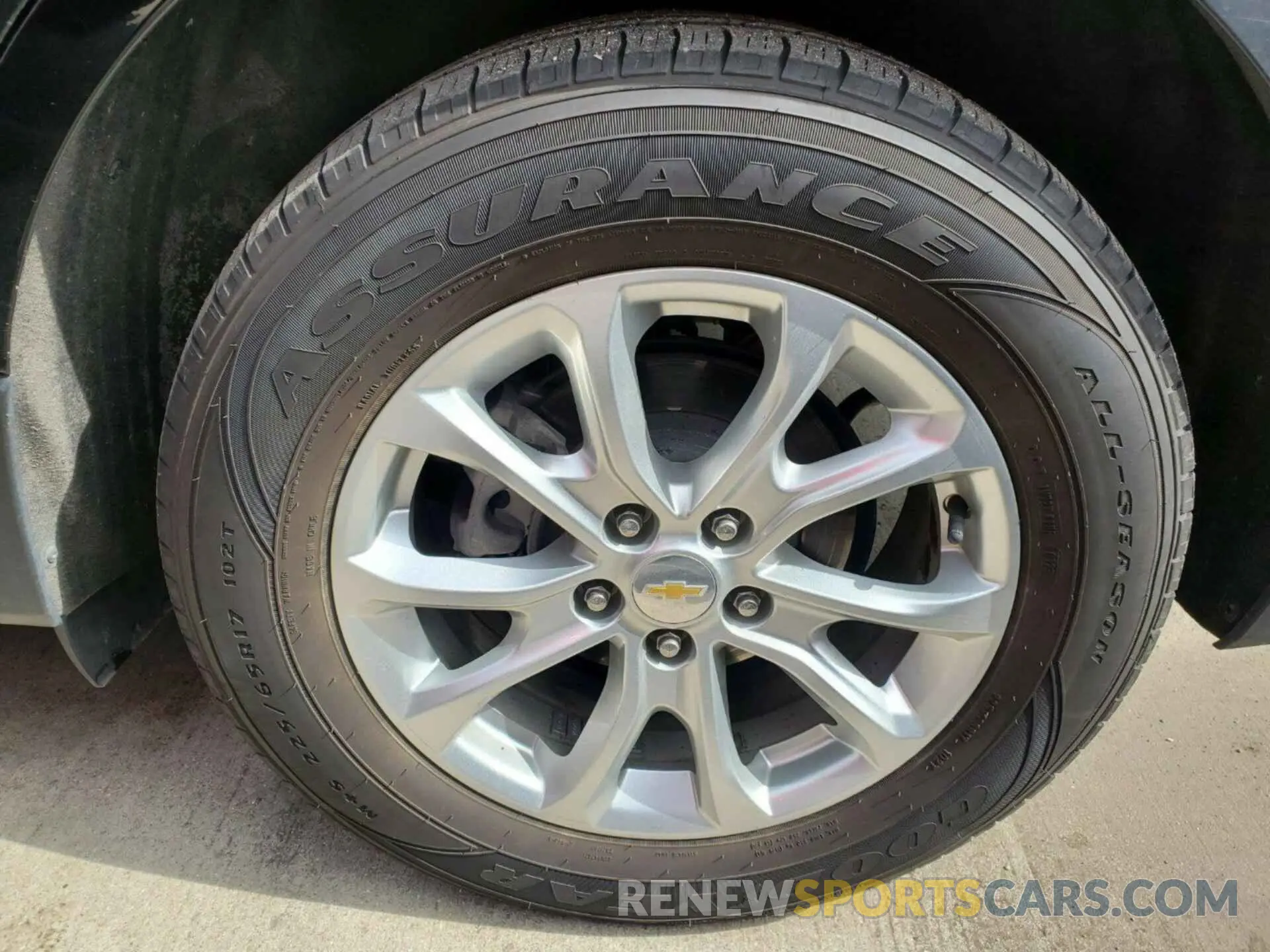 4 Фотография поврежденного автомобиля 2GNAXTEV2M6106301 CHEVROLET EQUINOX 2021