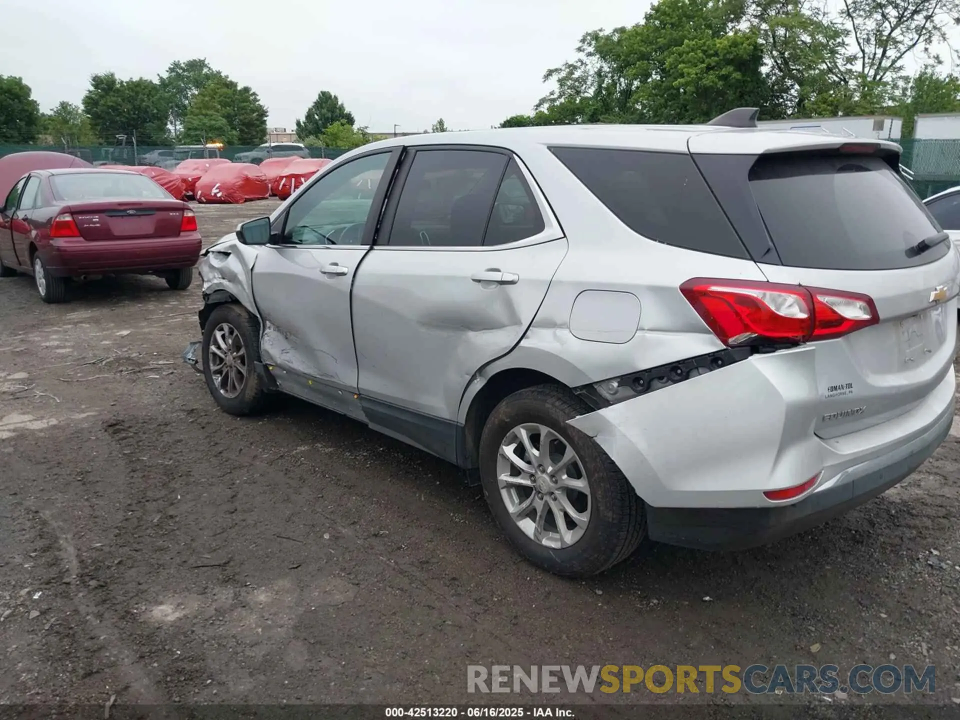 3 Photograph of a damaged car 2GNAXTEV3M6162649 CHEVROLET EQUINOX 2021