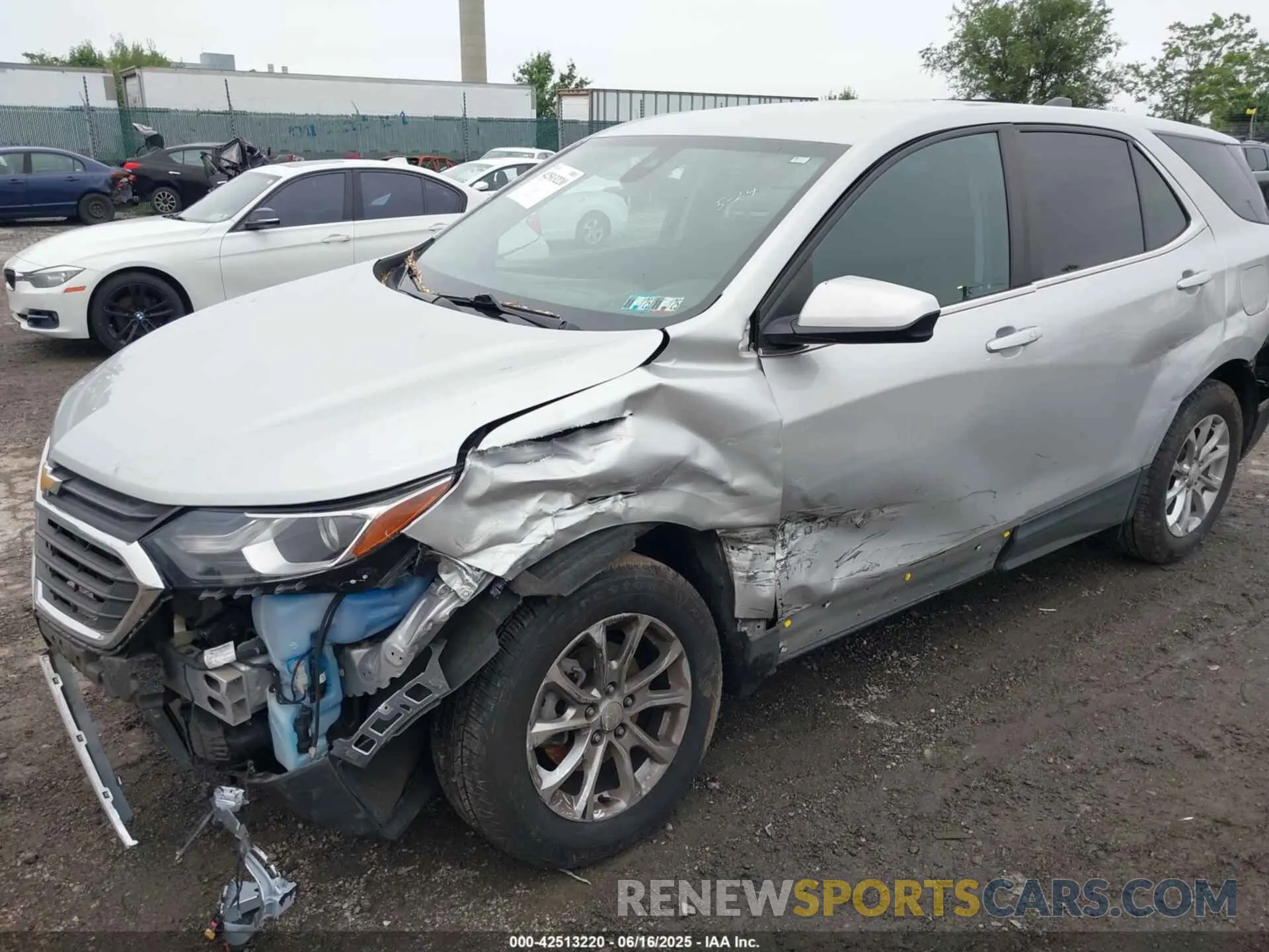 6 Photograph of a damaged car 2GNAXTEV3M6162649 CHEVROLET EQUINOX 2021