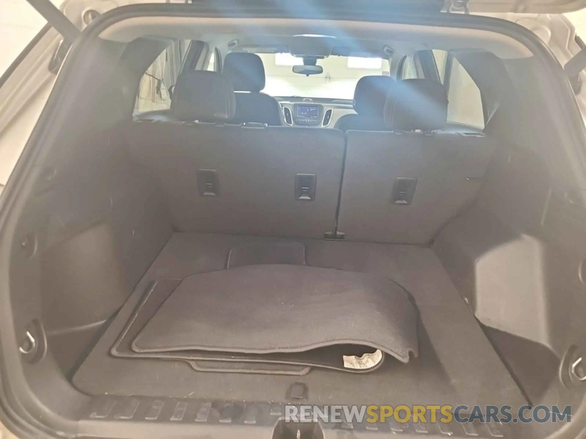 1 Photograph of a damaged car 2GNAXTEV6M6107161 CHEVROLET EQUINOX 2021