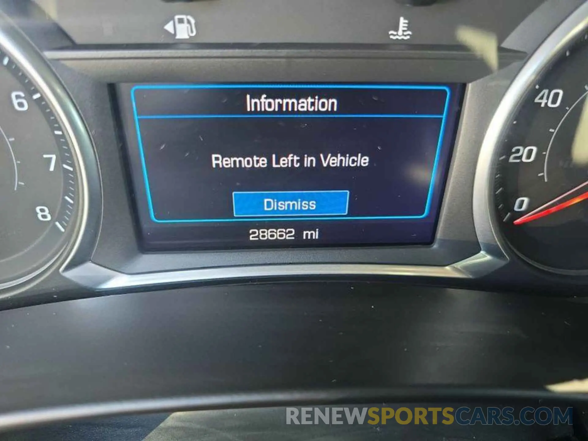 11 Photograph of a damaged car 2GNAXTEV6M6108231 CHEVROLET EQUINOX 2021