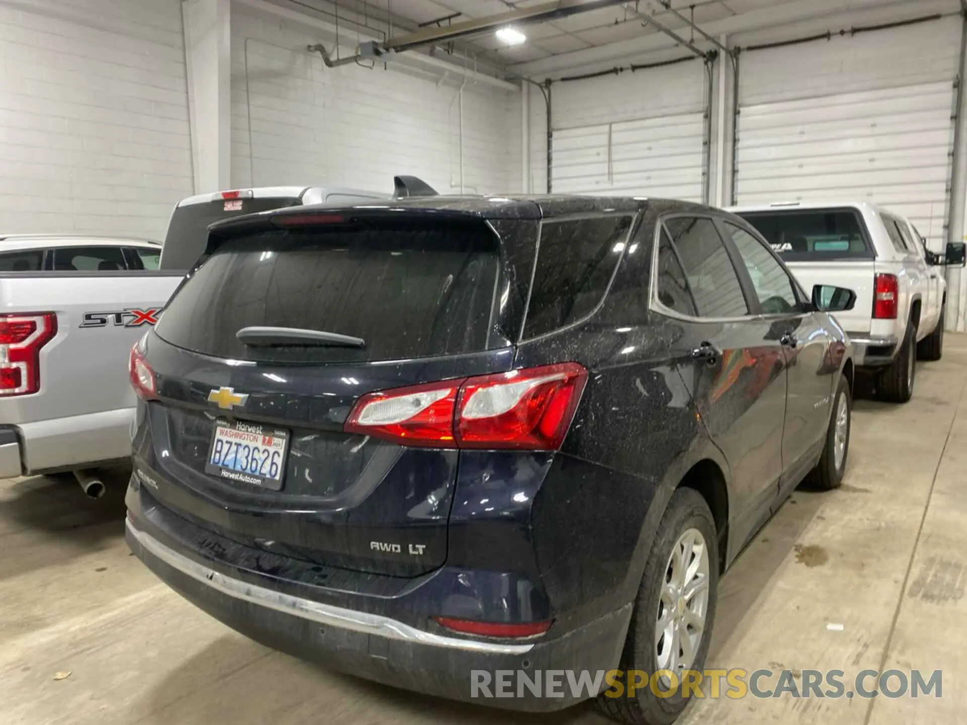 14 Photograph of a damaged car 2GNAXTEV6M6162063 CHEVROLET EQUINOX 2021