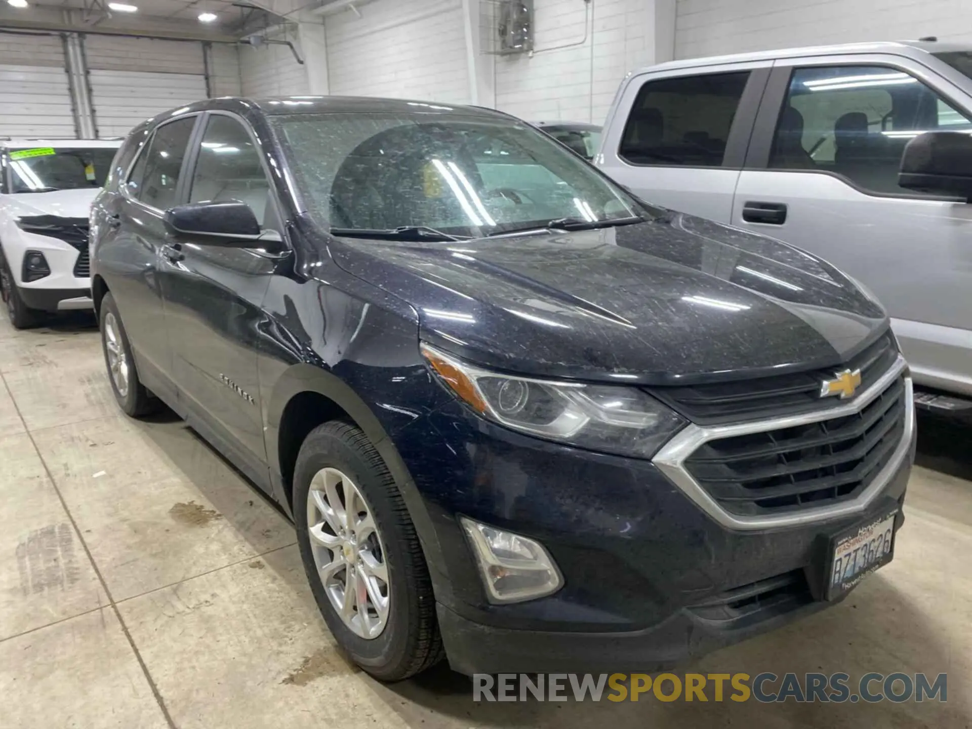 19 Photograph of a damaged car 2GNAXTEV6M6162063 CHEVROLET EQUINOX 2021