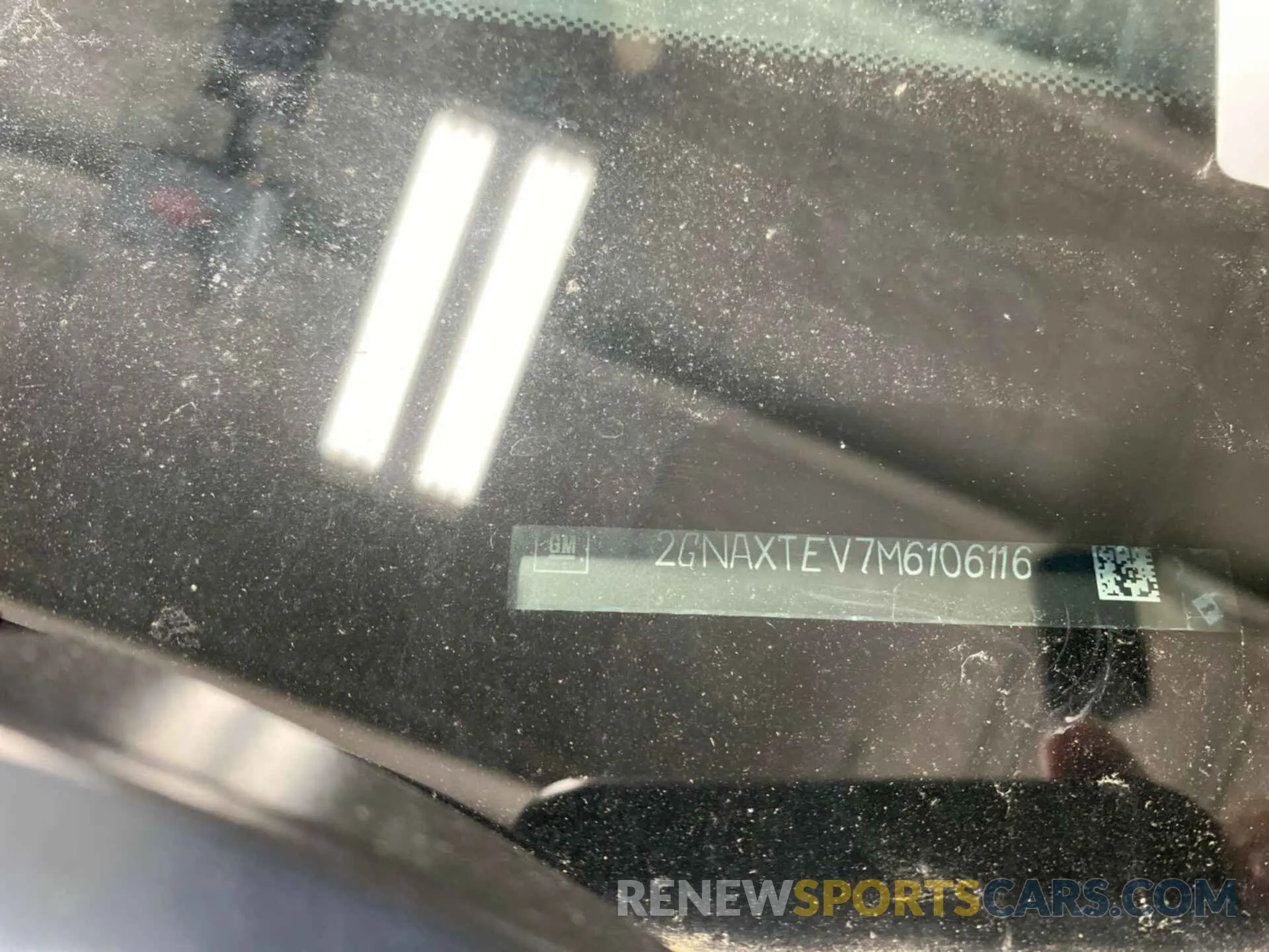 19 Photograph of a damaged car 2GNAXTEV7M6106116 CHEVROLET EQUINOX 2021