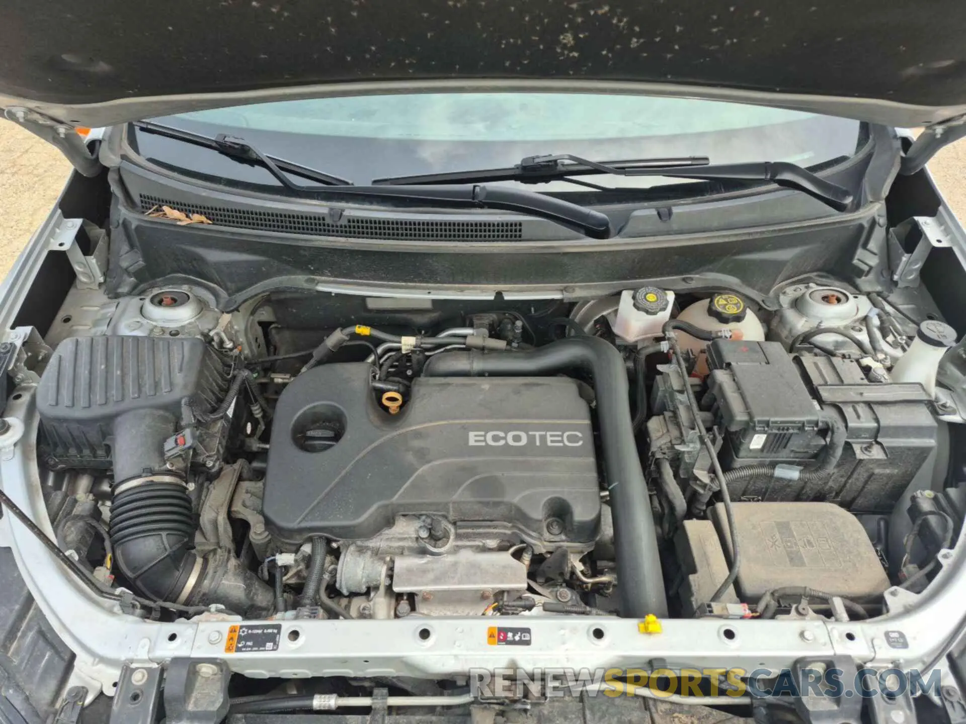 25 Photograph of a damaged car 2GNAXTEV8M6158242 CHEVROLET EQUINOX 2021