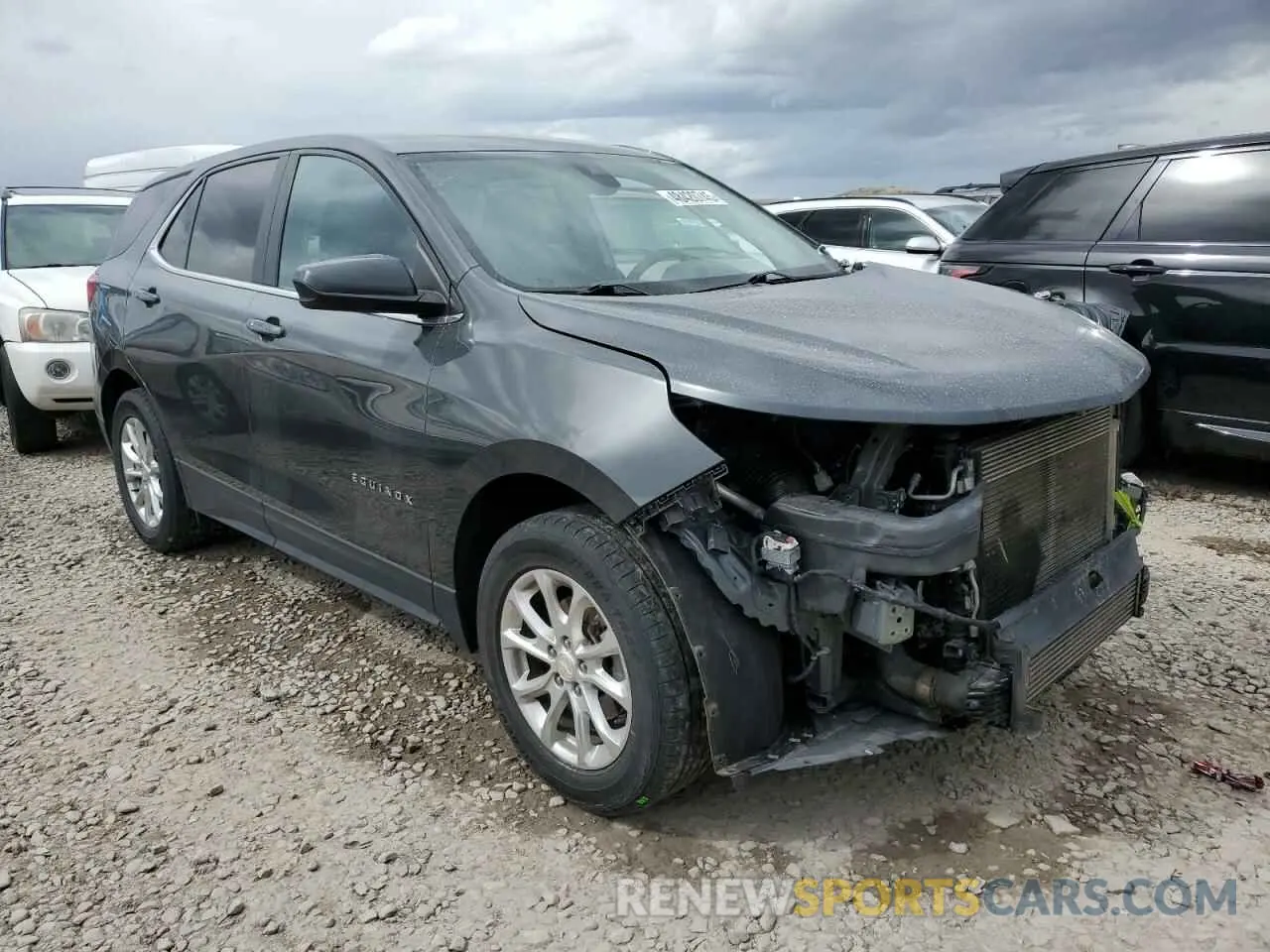 4 Фотография поврежденного автомобиля 2GNAXUEV0M6147452 CHEVROLET EQUINOX 2021