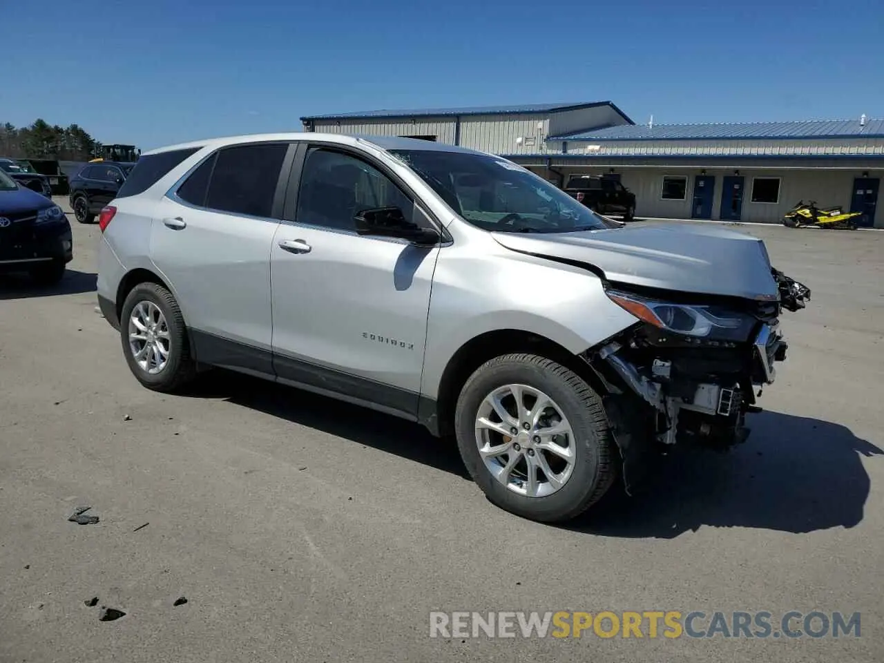 4 Photograph of a damaged car 2GNAXUEV0M6160167 CHEVROLET EQUINOX 2021