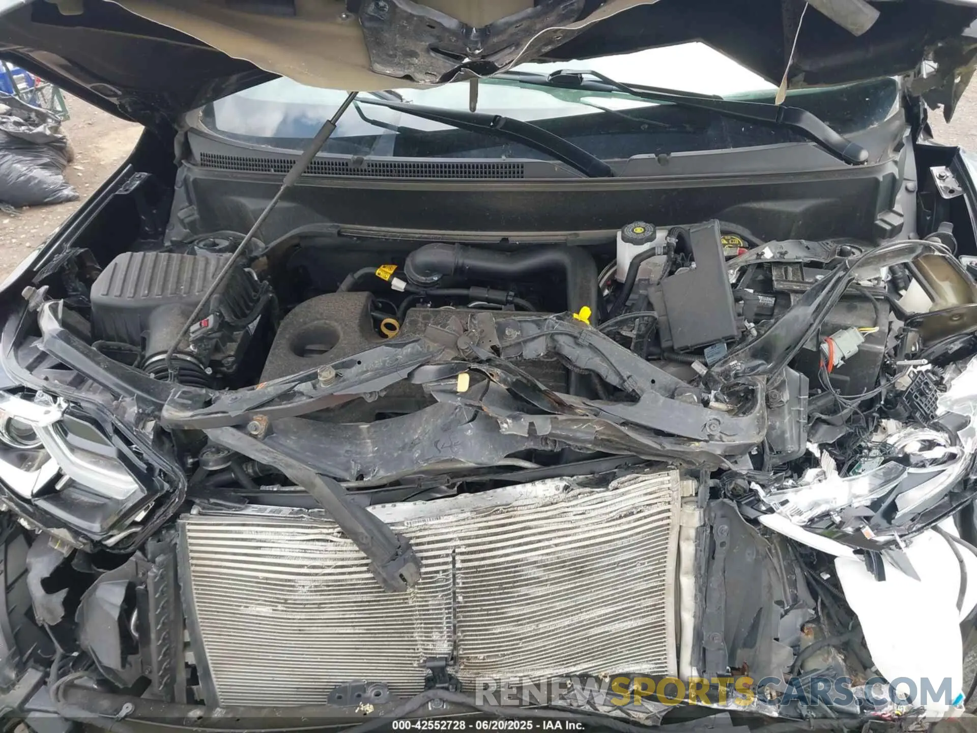 10 Фотография поврежденного автомобиля 2GNAXUEV2M6127574 CHEVROLET EQUINOX 2021