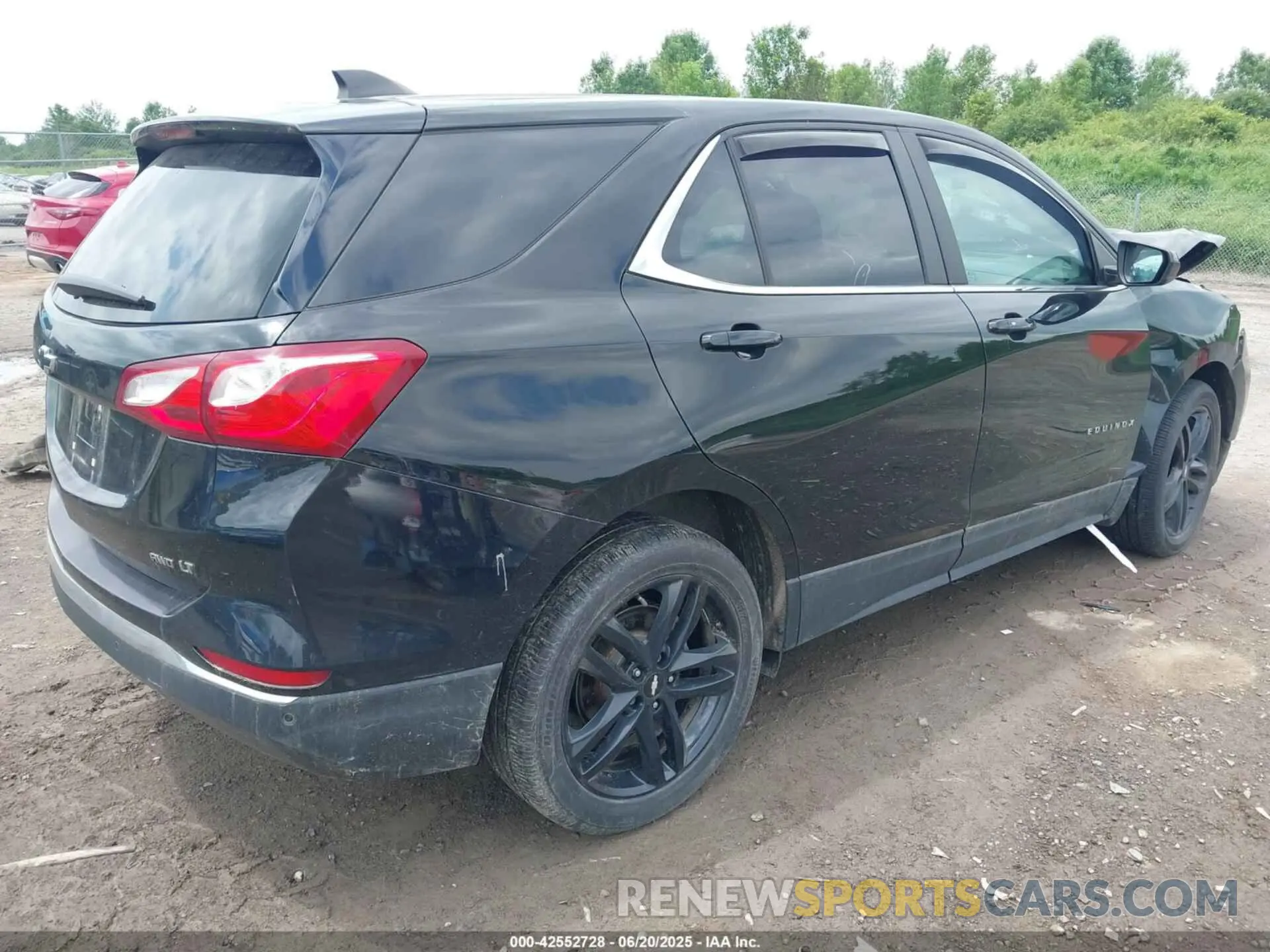 4 Фотография поврежденного автомобиля 2GNAXUEV2M6127574 CHEVROLET EQUINOX 2021