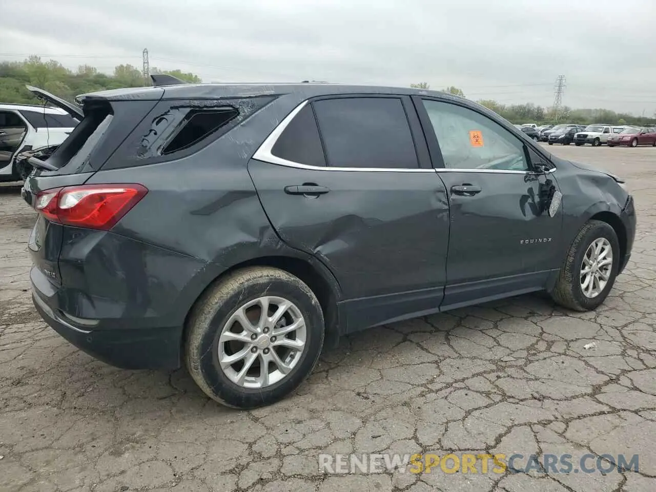 3 Photograph of a damaged car 2GNAXUEV2M6143032 CHEVROLET EQUINOX 2021