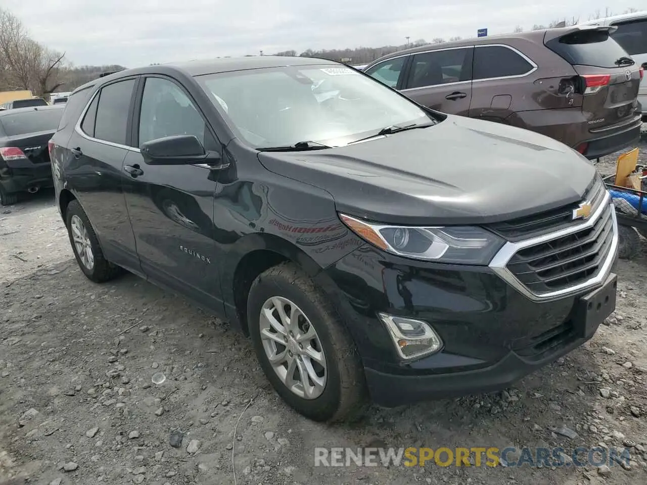 4 Photograph of a damaged car 2GNAXUEV2M6153270 CHEVROLET EQUINOX 2021