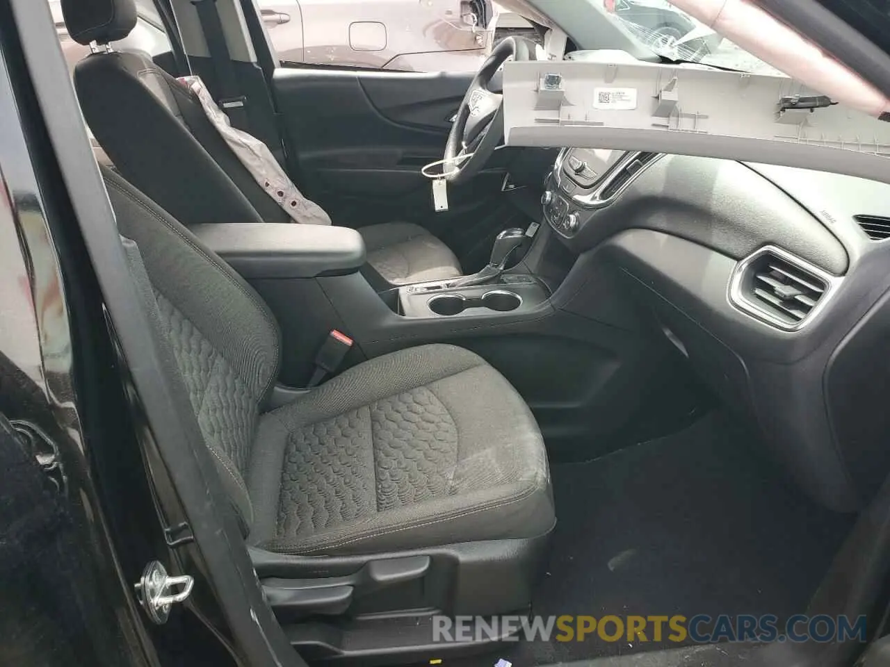 7 Photograph of a damaged car 2GNAXUEV2M6153270 CHEVROLET EQUINOX 2021