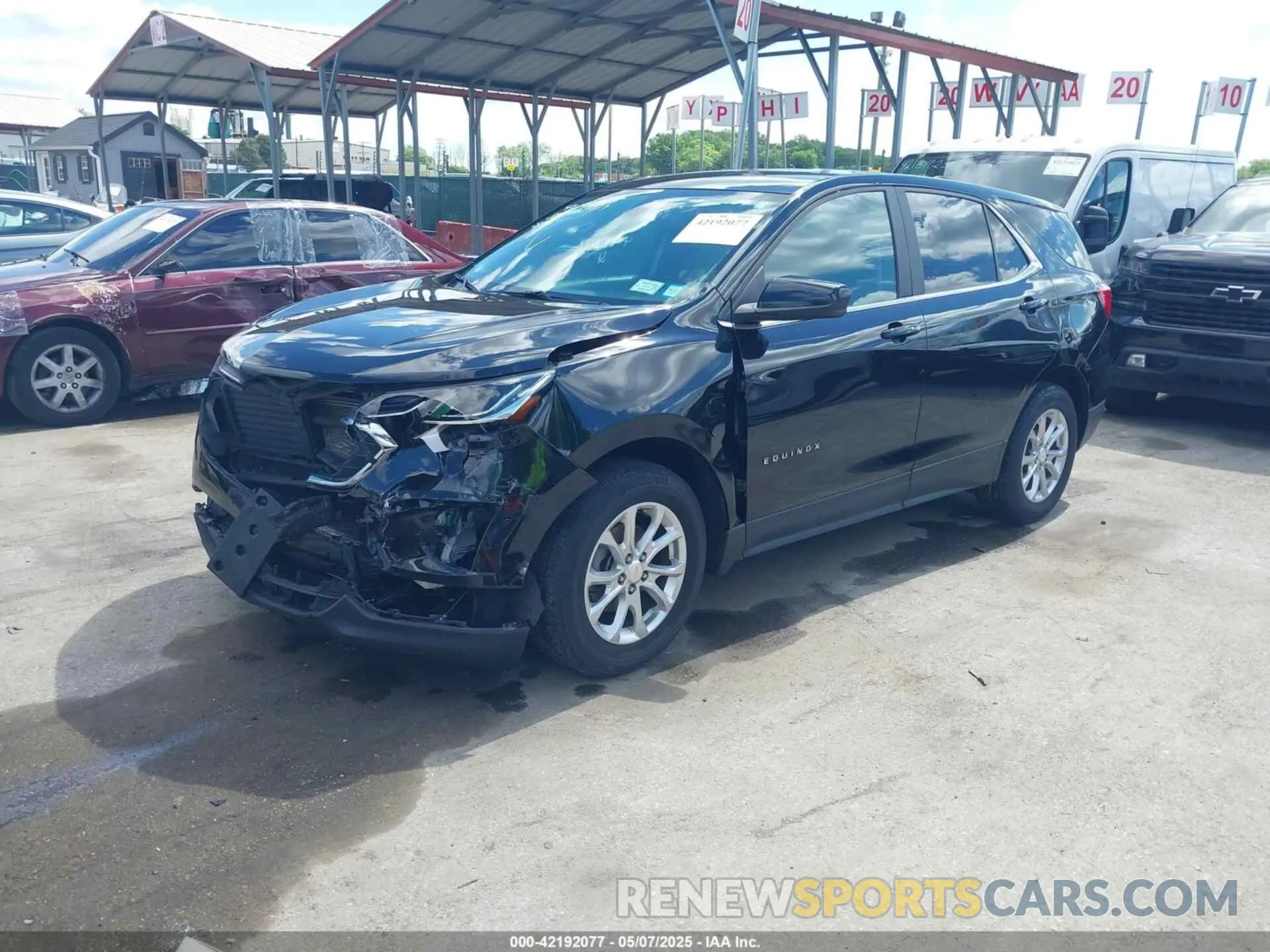2 Photograph of a damaged car 2GNAXUEV3M6113263 CHEVROLET EQUINOX 2021