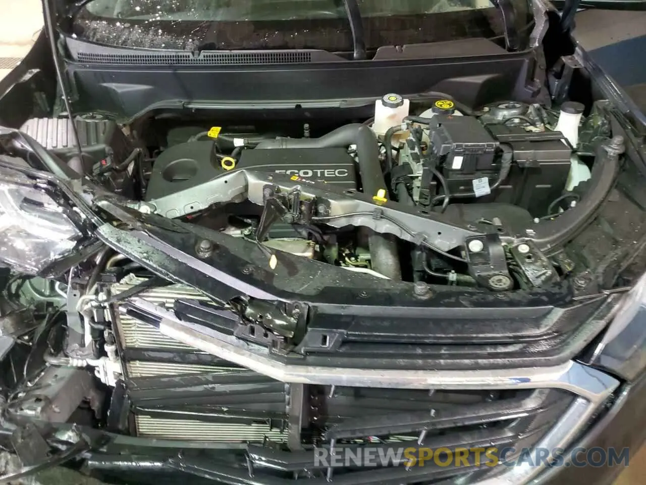 12 Photograph of a damaged car 2GNAXUEV3M6135859 CHEVROLET EQUINOX 2021