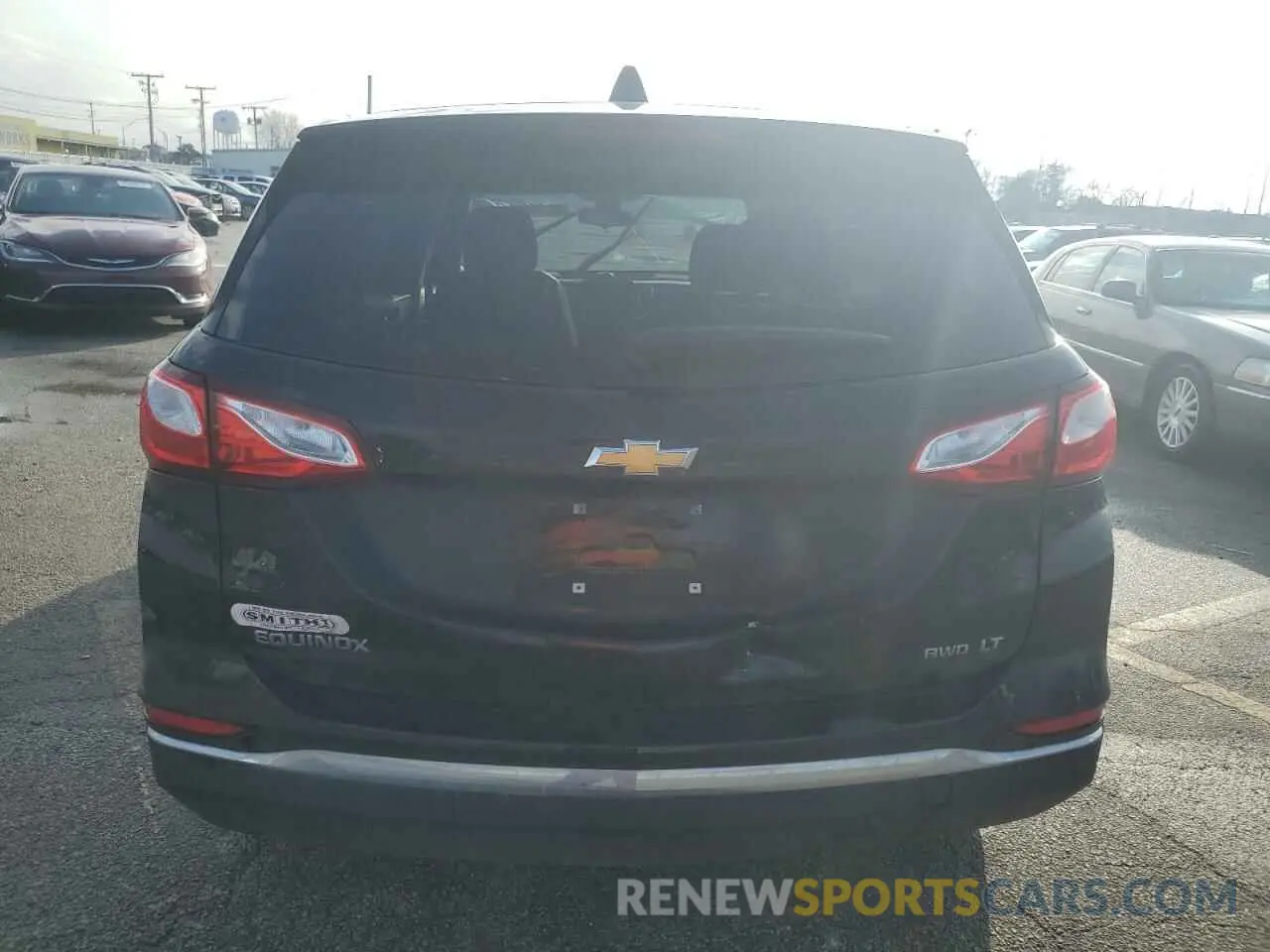 6 Фотография поврежденного автомобиля 2GNAXUEV4M6104698 CHEVROLET EQUINOX 2021