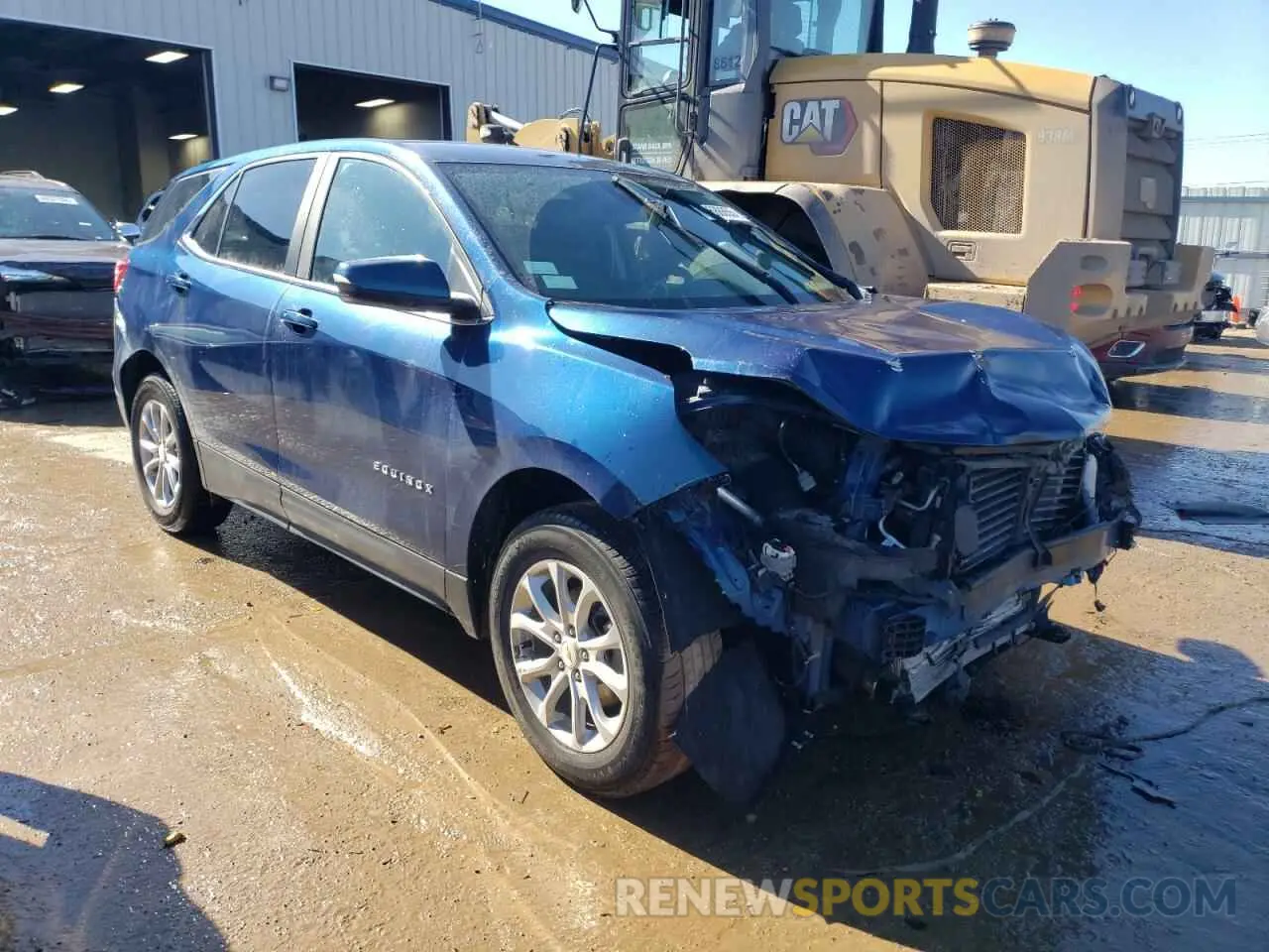 4 Photograph of a damaged car 2GNAXUEV5M6148158 CHEVROLET EQUINOX 2021