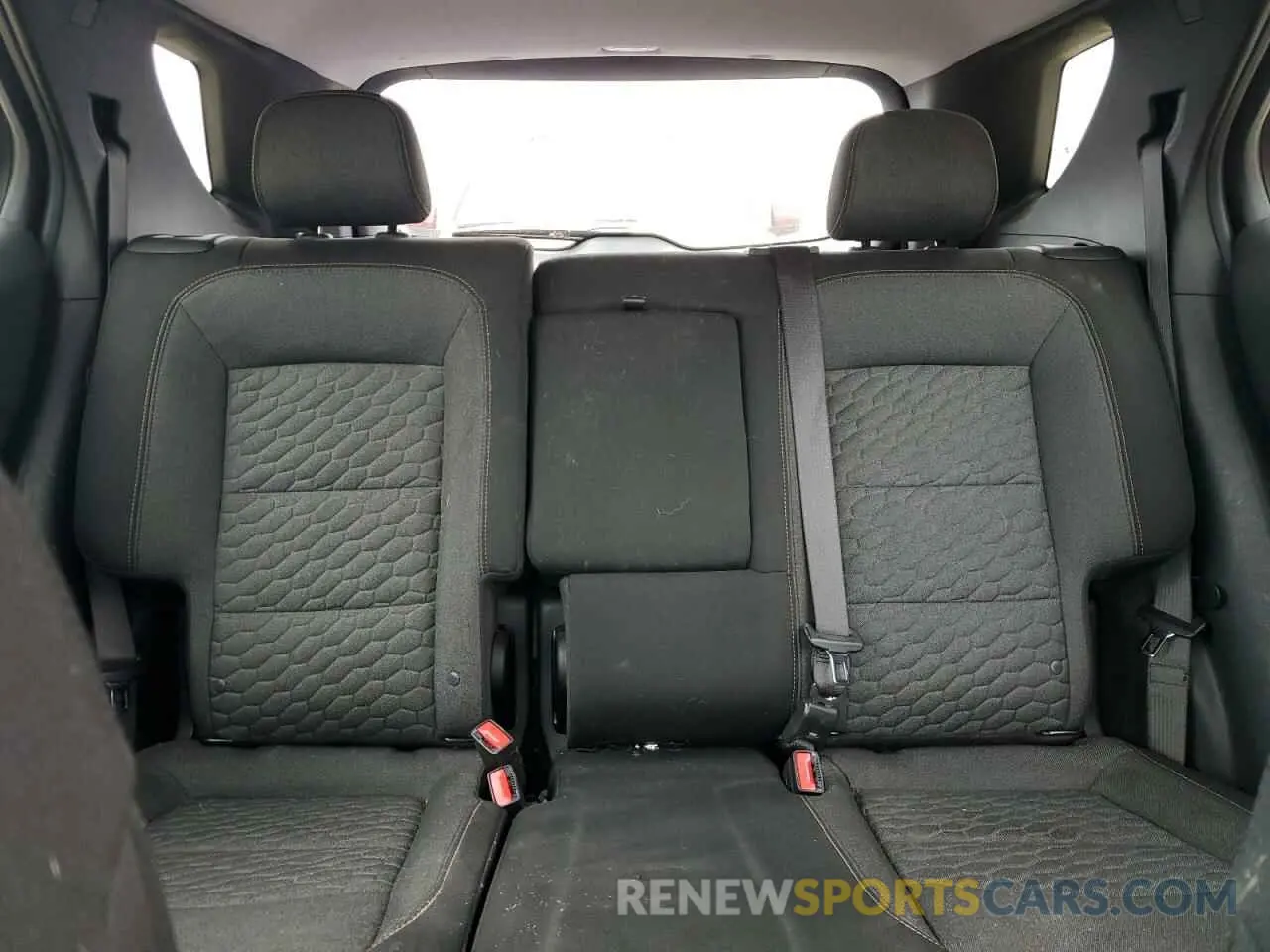 10 Фотография поврежденного автомобиля 2GNAXUEV6M6107554 CHEVROLET EQUINOX 2021