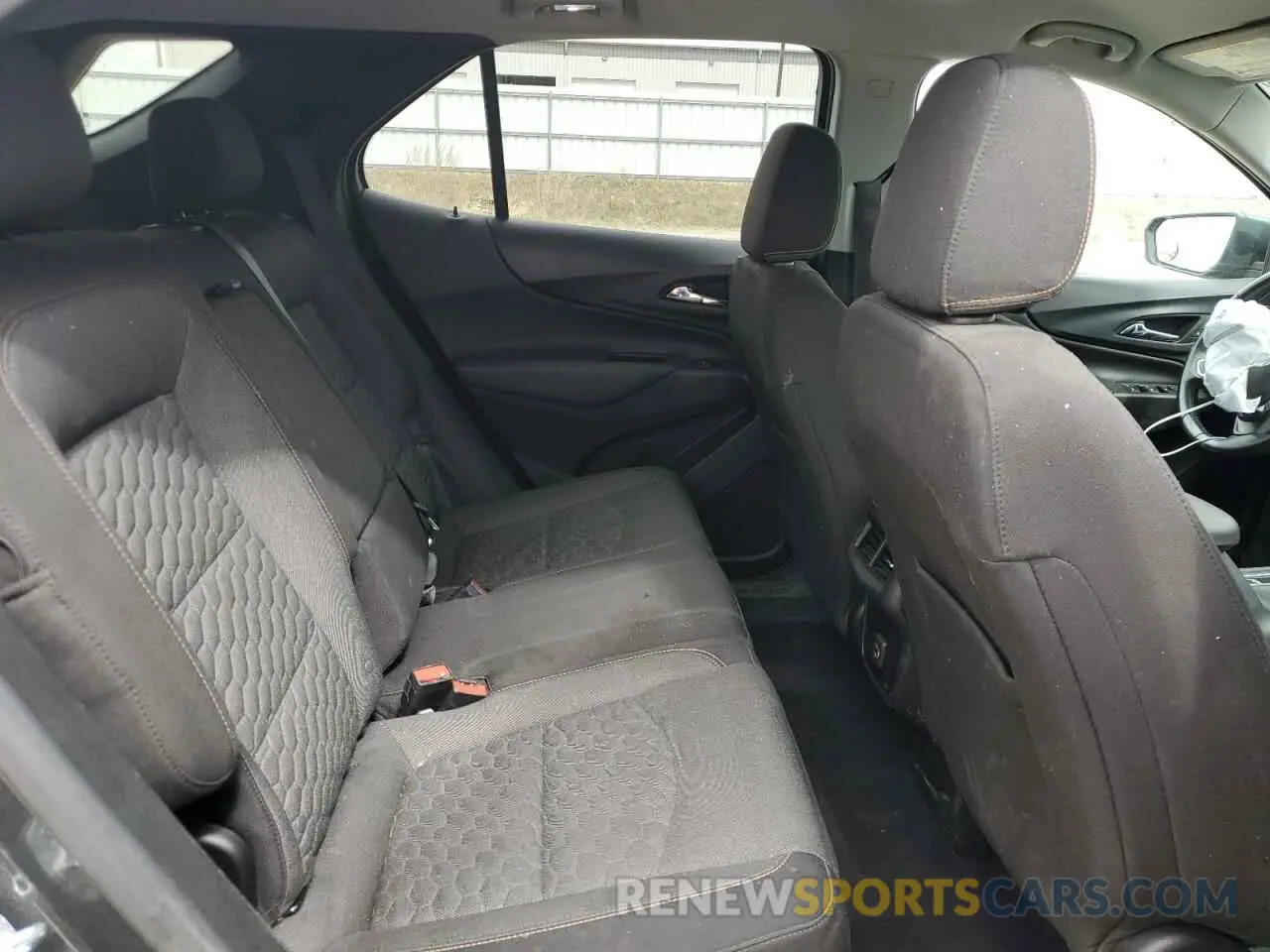 11 Фотография поврежденного автомобиля 2GNAXUEV6M6107554 CHEVROLET EQUINOX 2021