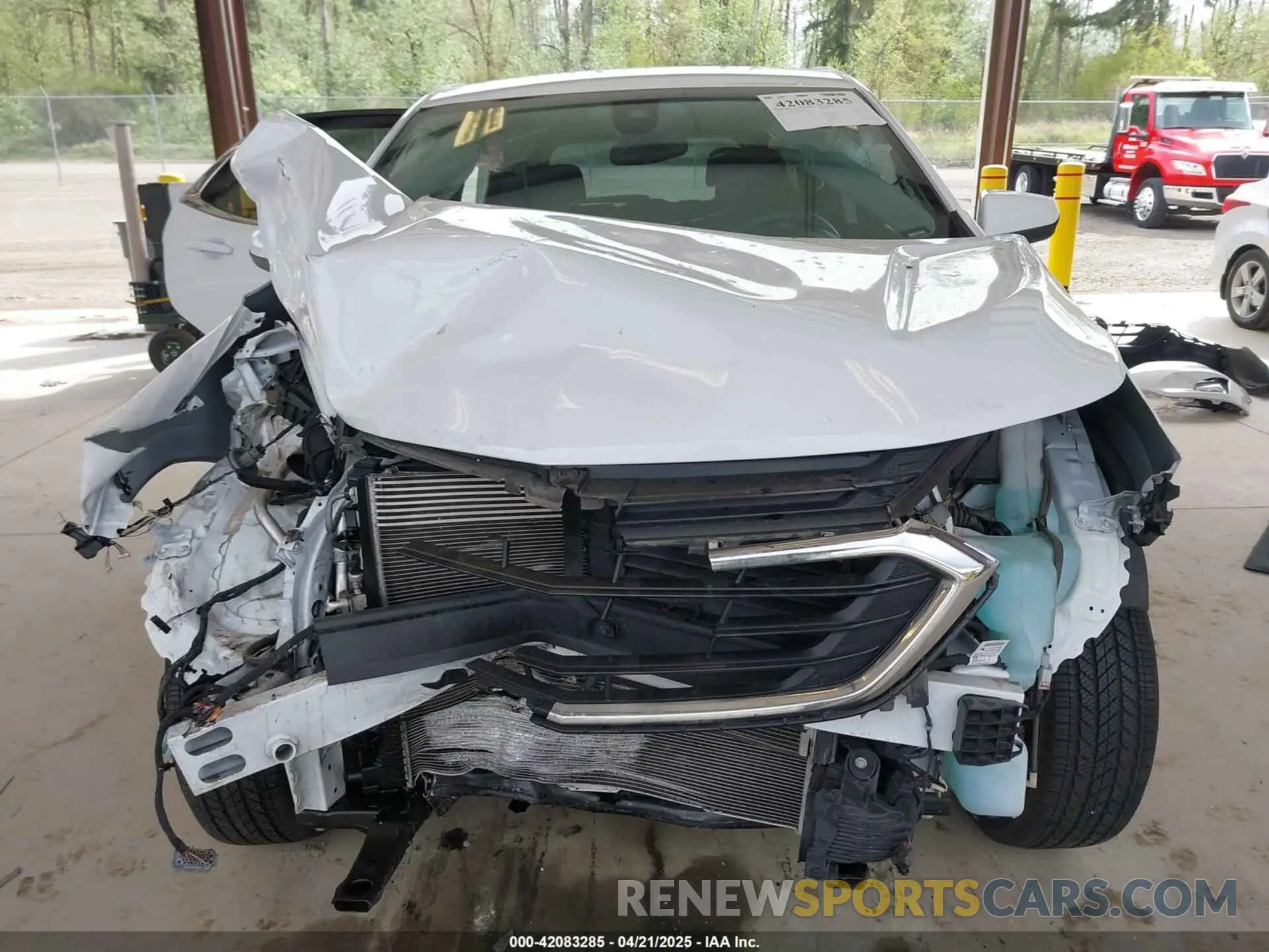 6 Photograph of a damaged car 2GNAXUEV7M6157332 CHEVROLET EQUINOX 2021