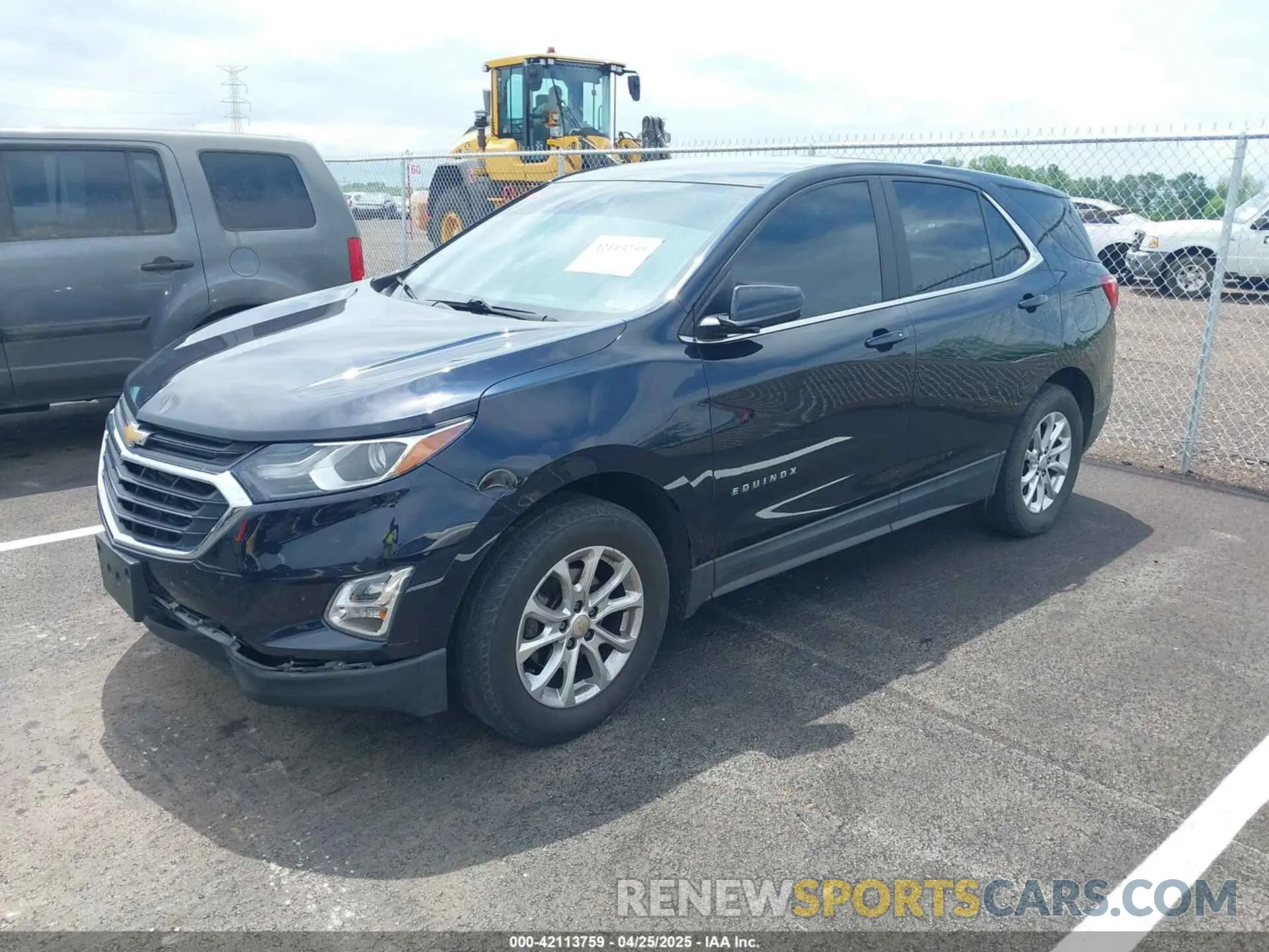 2 Photograph of a damaged car 2GNAXUEV8M6113730 CHEVROLET EQUINOX 2021